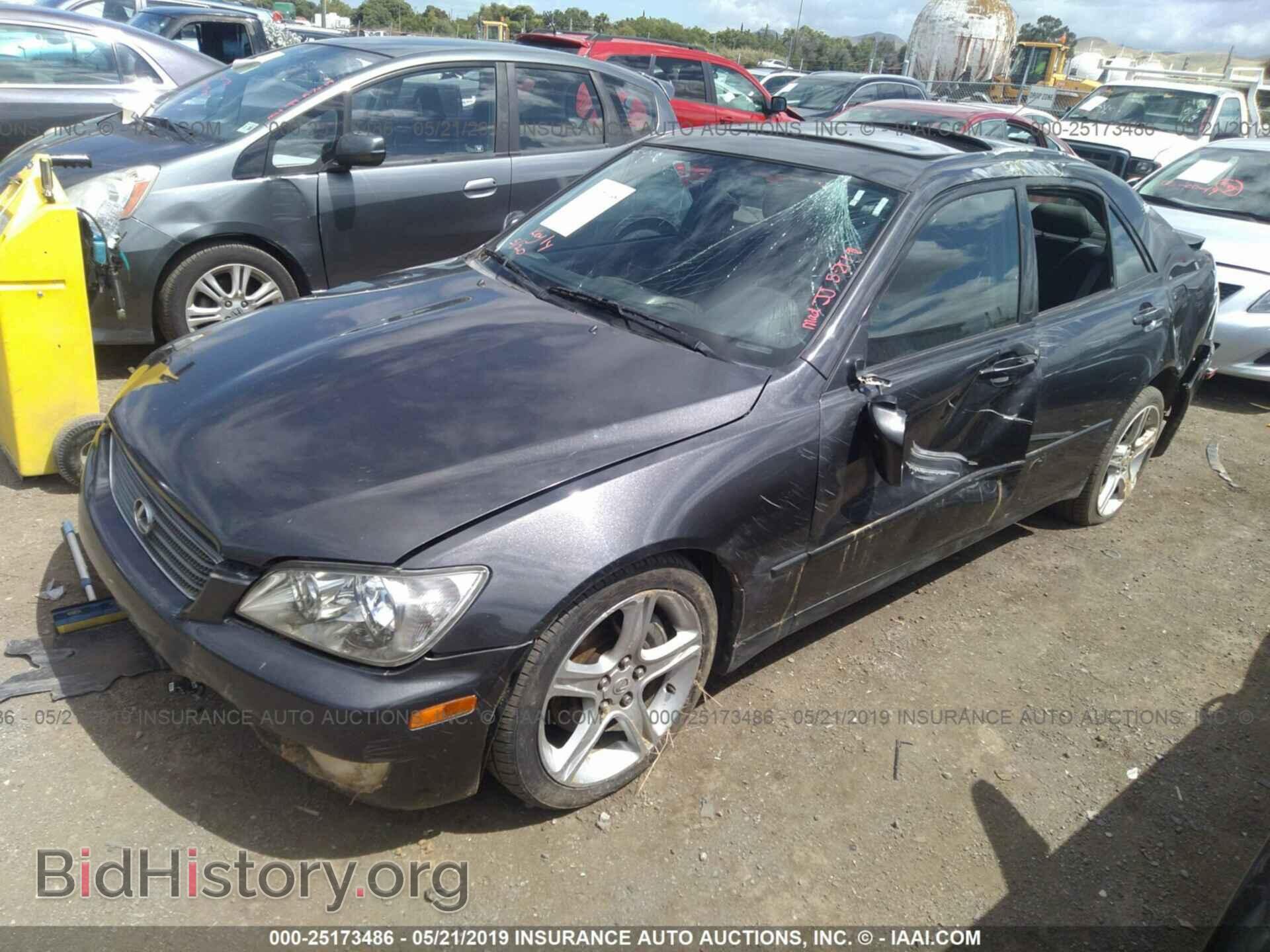 2001 LEXUS IS - VIN: JTHBD182410029378 - Photo 2