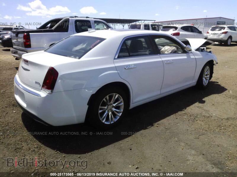 2016 Chrysler 300C (VIN 2C3CCAEG1GH234495) — фото 4 из 10