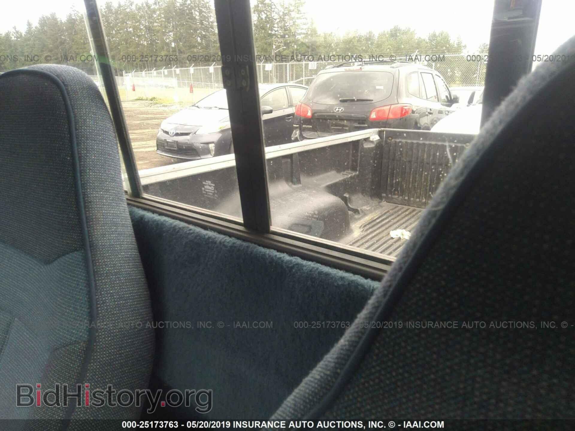 1994 MAZDA B2300 - VIN: 4F4CR12A4RTM97992 - Фото 8