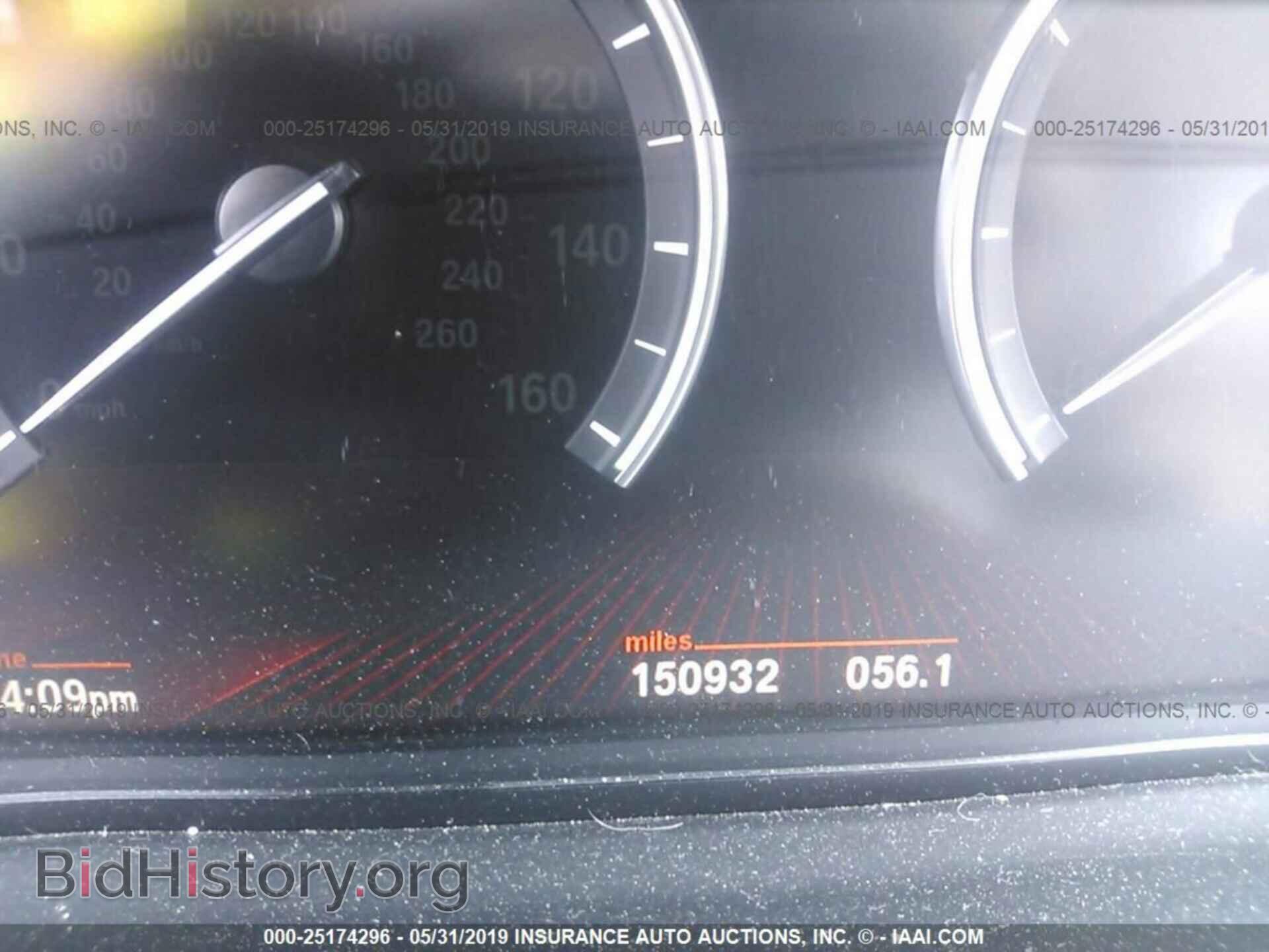 2011 BMW 750 - VIN: WBAKC8C53BC433395 - Фото 7