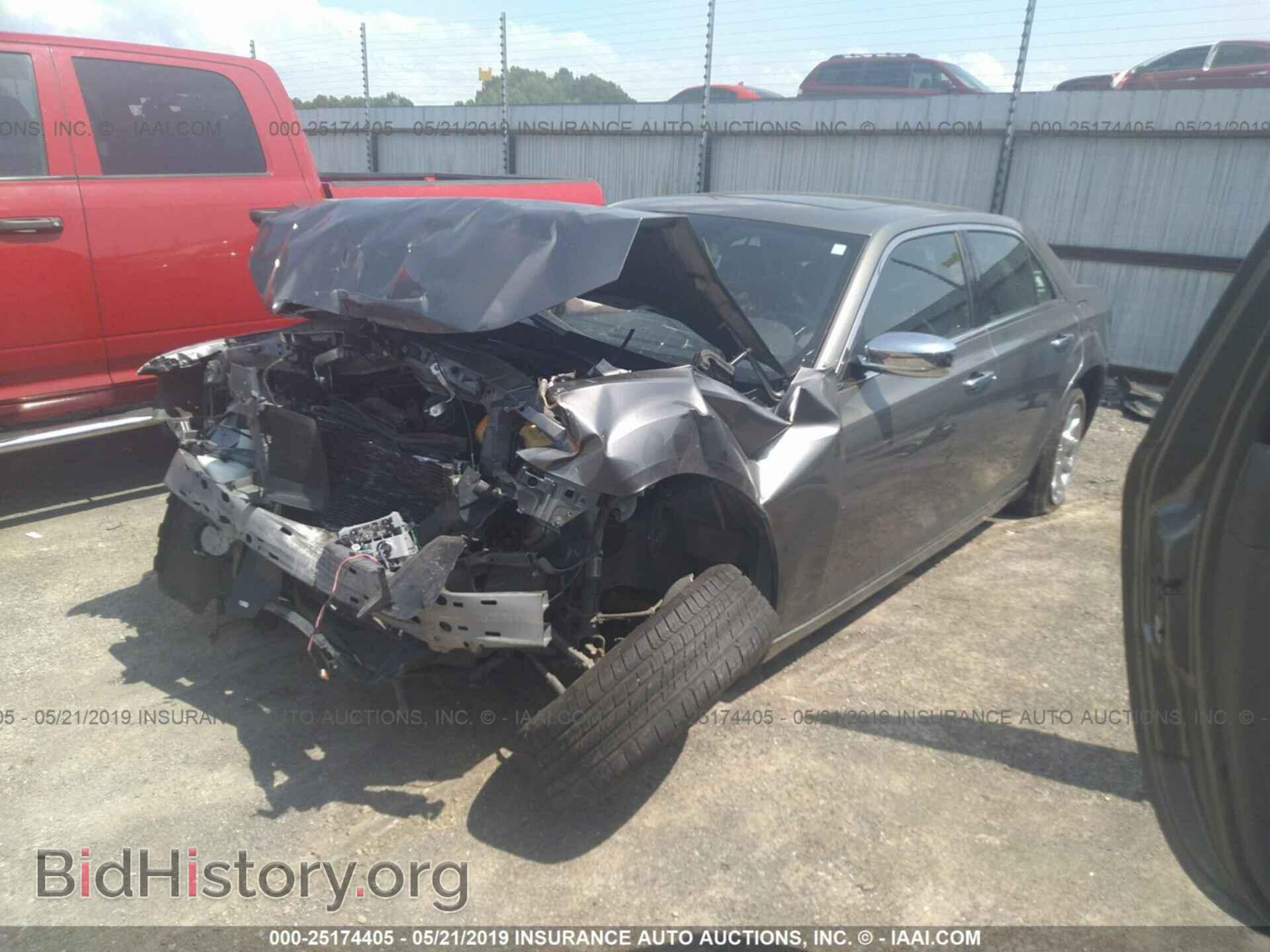 2012 CHRYSLER 300 - VIN: 2C3CCACG0CH129752 - Фото 2