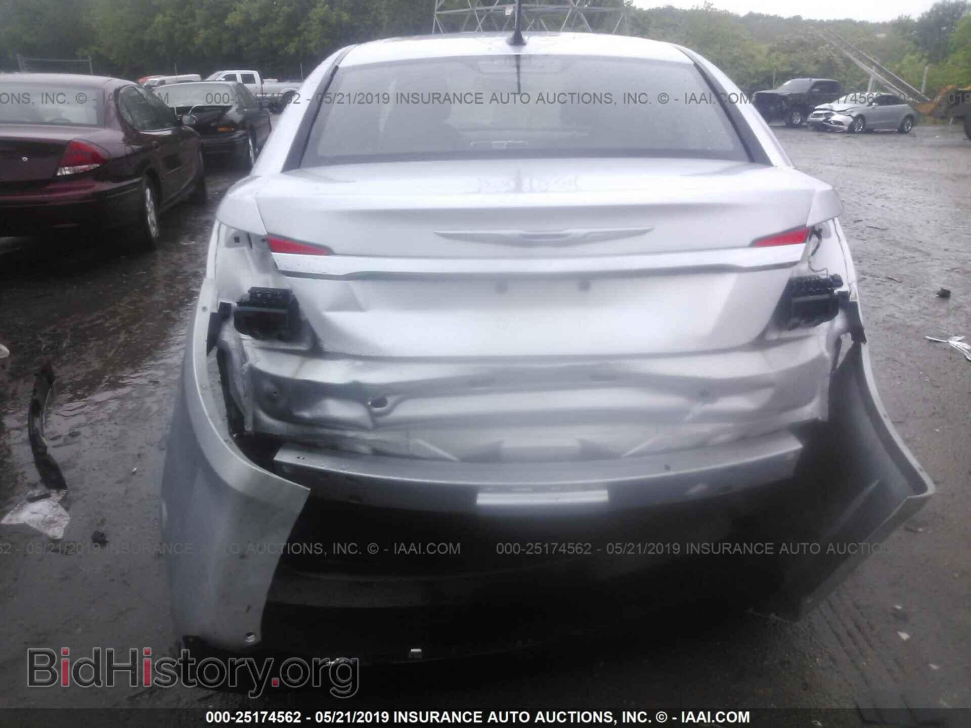 2011 CHRYSLER 200 - VIN: 1C3BC1FB8BN576525 - Фото 6
