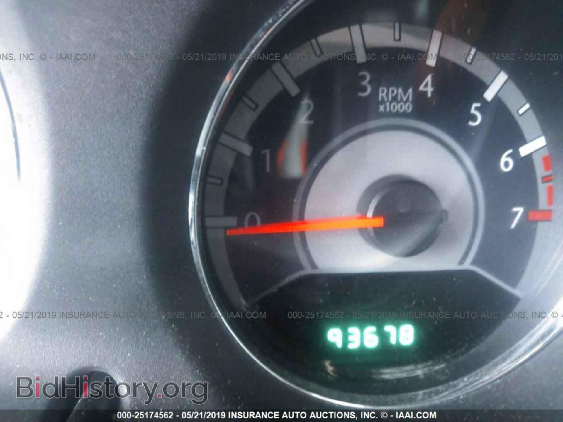 2011 CHRYSLER 200 - VIN: 1C3BC1FB8BN576525 - Фото 7