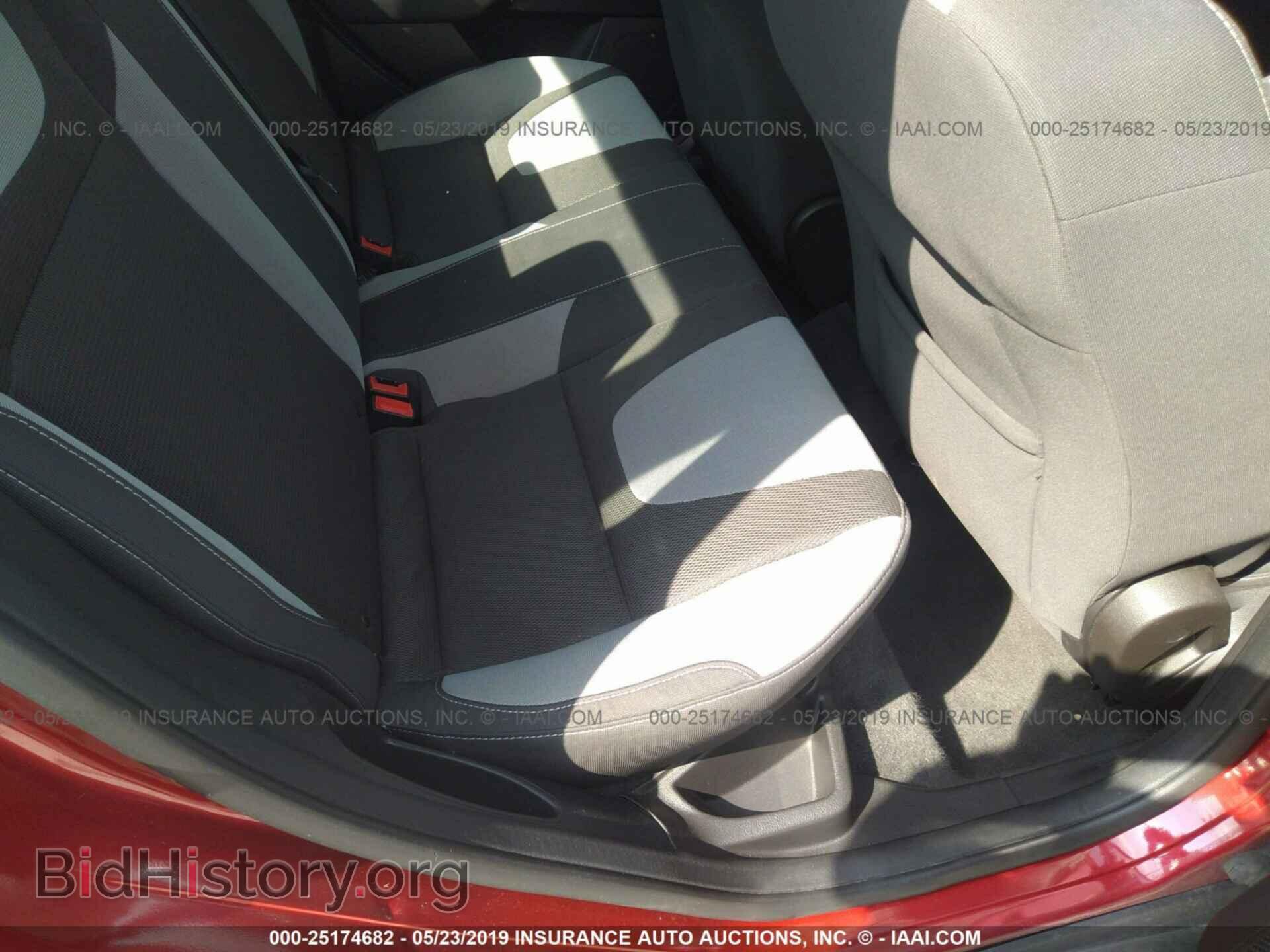 2012 FORD FOCUS - VIN: 1FAHP3F23CL408493 - Photo 8