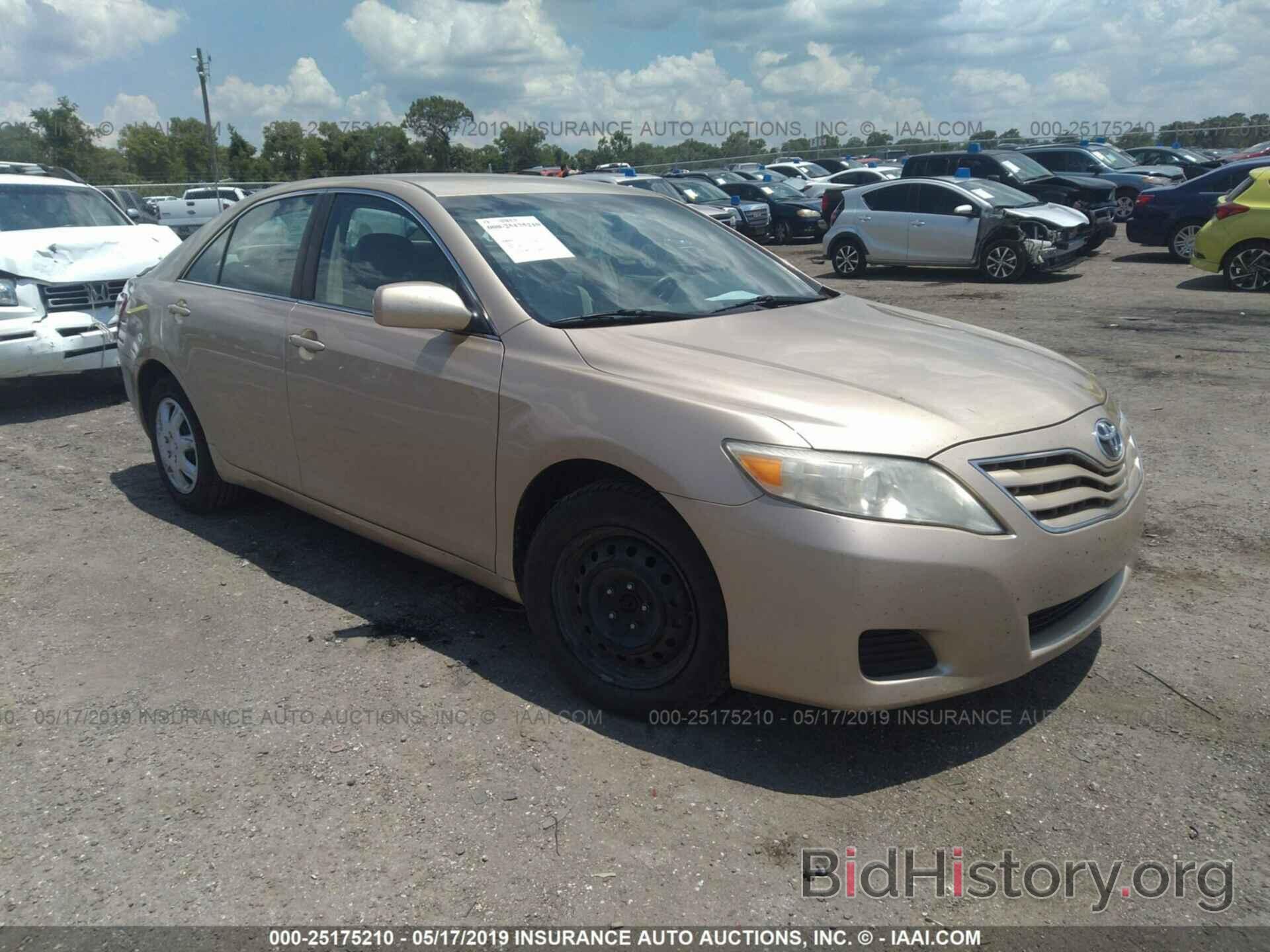 Photo 4T1BF3EK9BU128022 - TOYOTA CAMRY 2011