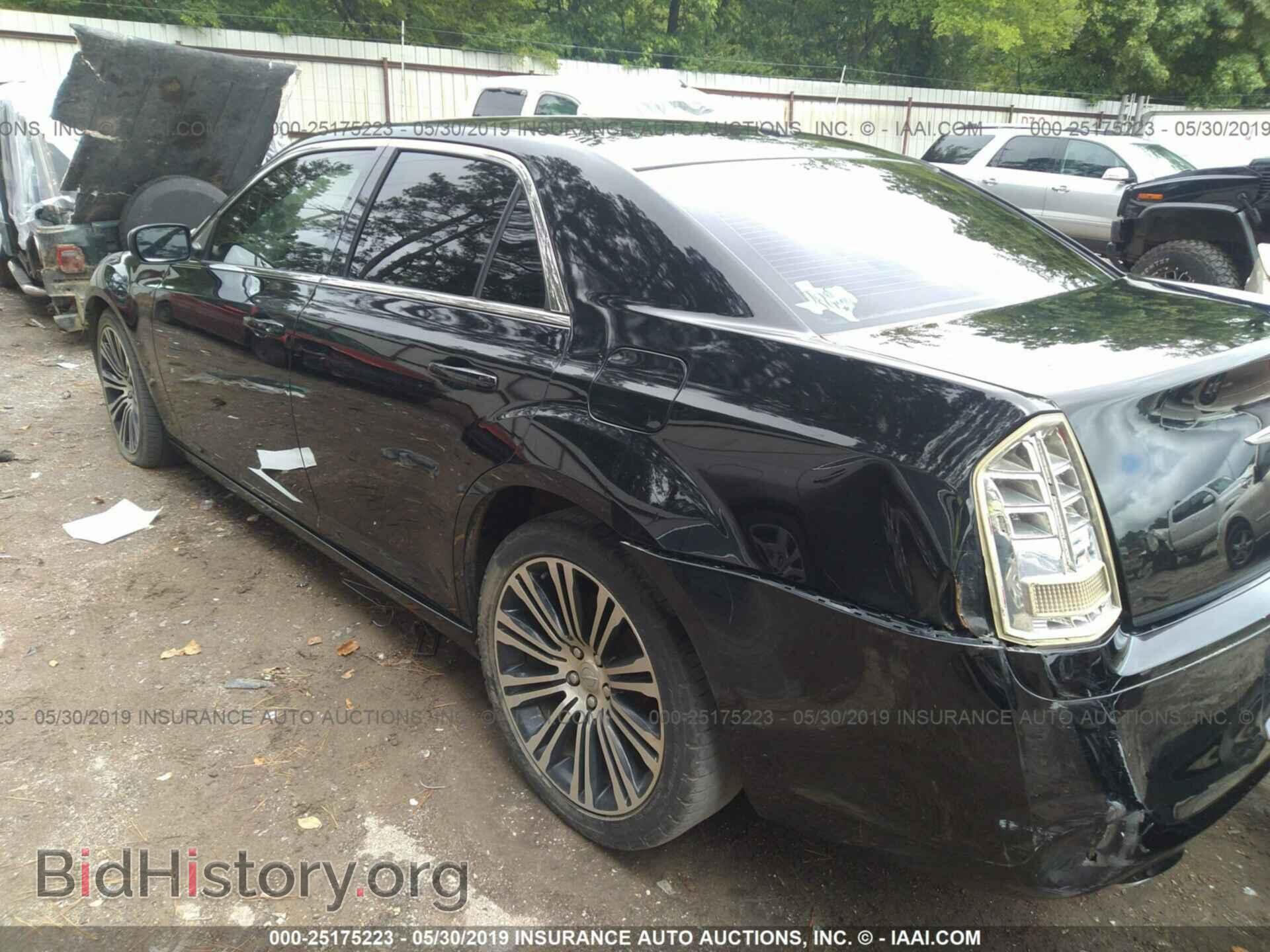 2013 CHRYSLER 300 - VIN: 2C3CCABT0DH644184 - Фото 3