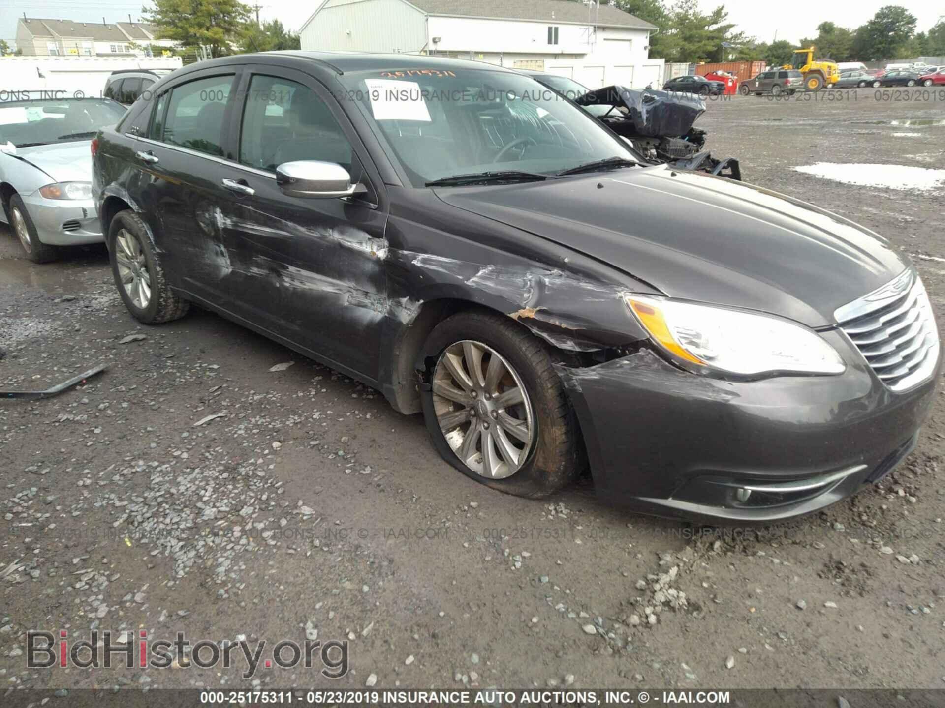 2014 CHRYSLER 200 - VIN: 1C3CCBCG0EN186095 - Фото 6