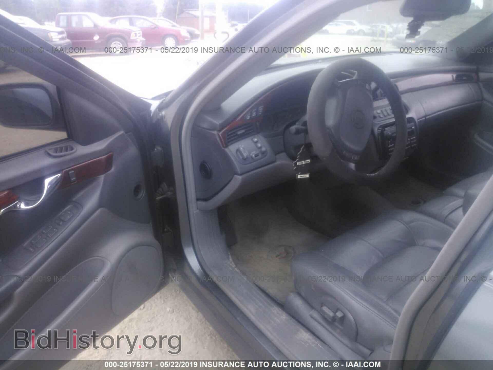 2004 CADILLAC DEVILLE - VIN: 1G6KD54Y24U137596 - Photo 5