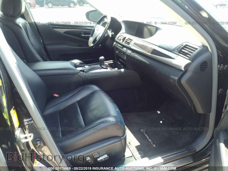 2013 Lexus LS (VIN JTHGL1EF8D5047034) — фото 5 из 10
