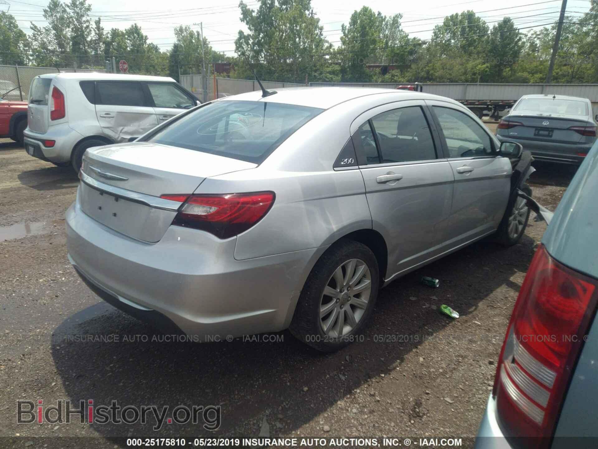 2011 CHRYSLER 200 - VIN: 1C3BC1FB8BN532878 - Фото 4
