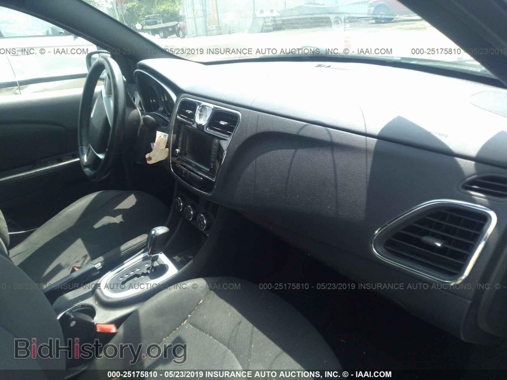 2011 CHRYSLER 200 - VIN: 1C3BC1FB8BN532878 - Фото 5