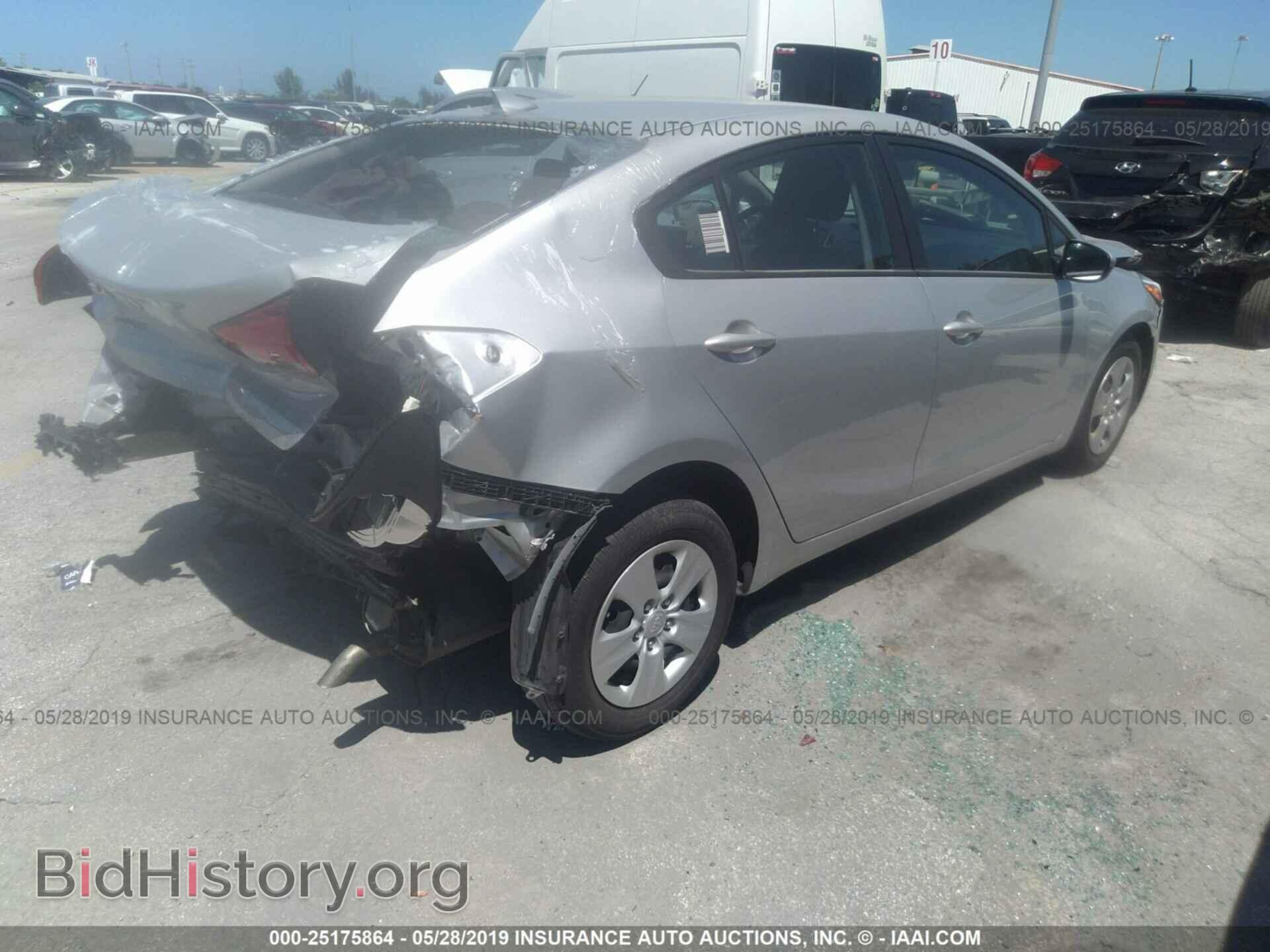 2017 KIA FORTE - VIN: 3KPFK4A70HE047099 - Photo 4