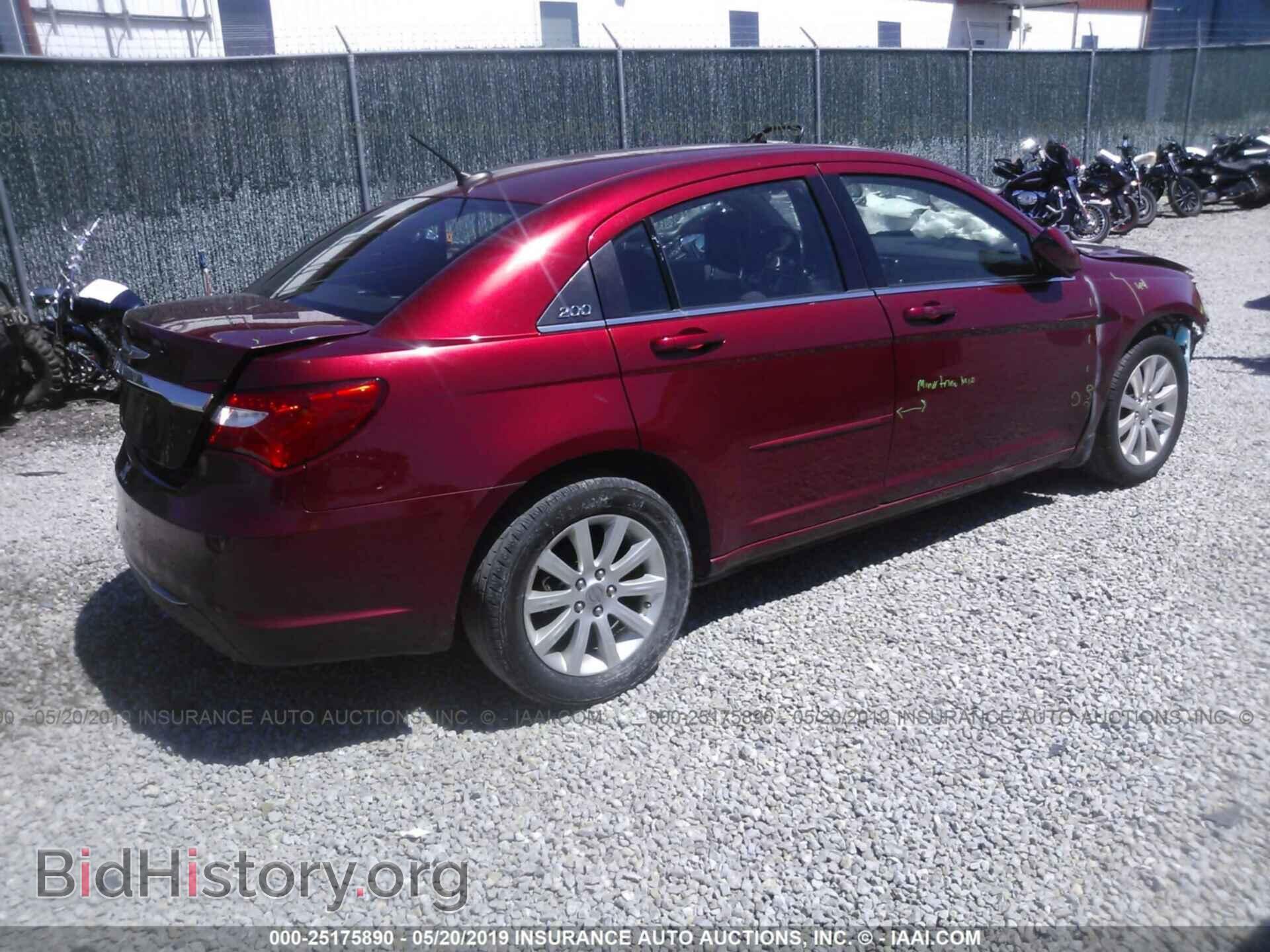 2013 CHRYSLER 200 - VIN: 1C3CCBBG8DN636012 - Фото 4