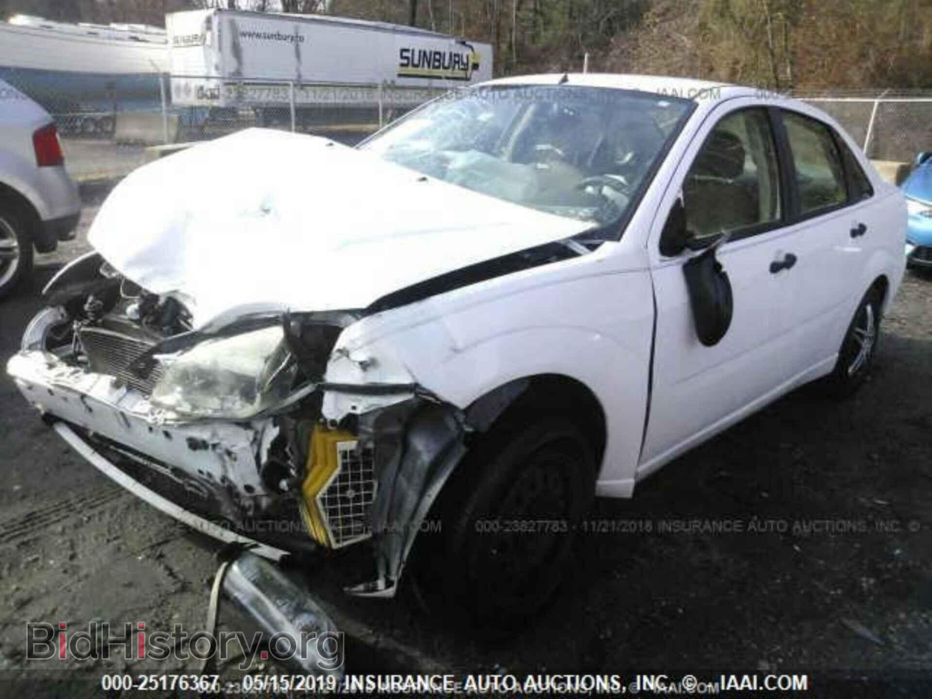 2005 FORD FOCUS - VIN: 1FAFP34N15W189636 - Фото 2