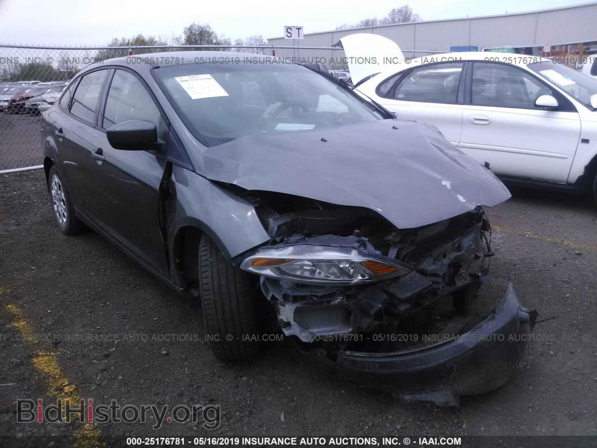 Photo 1FAHP3F24CL272679 - FORD FOCUS 2012