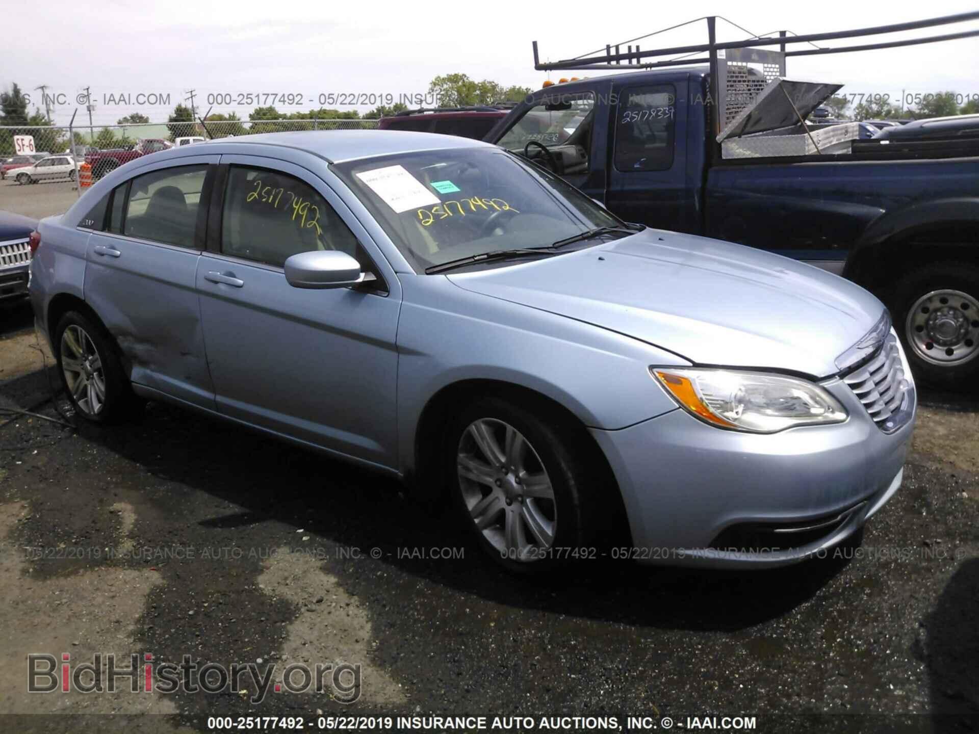 Фотография 1C3CCBBB3CN183405 - CHRYSLER 200 2012