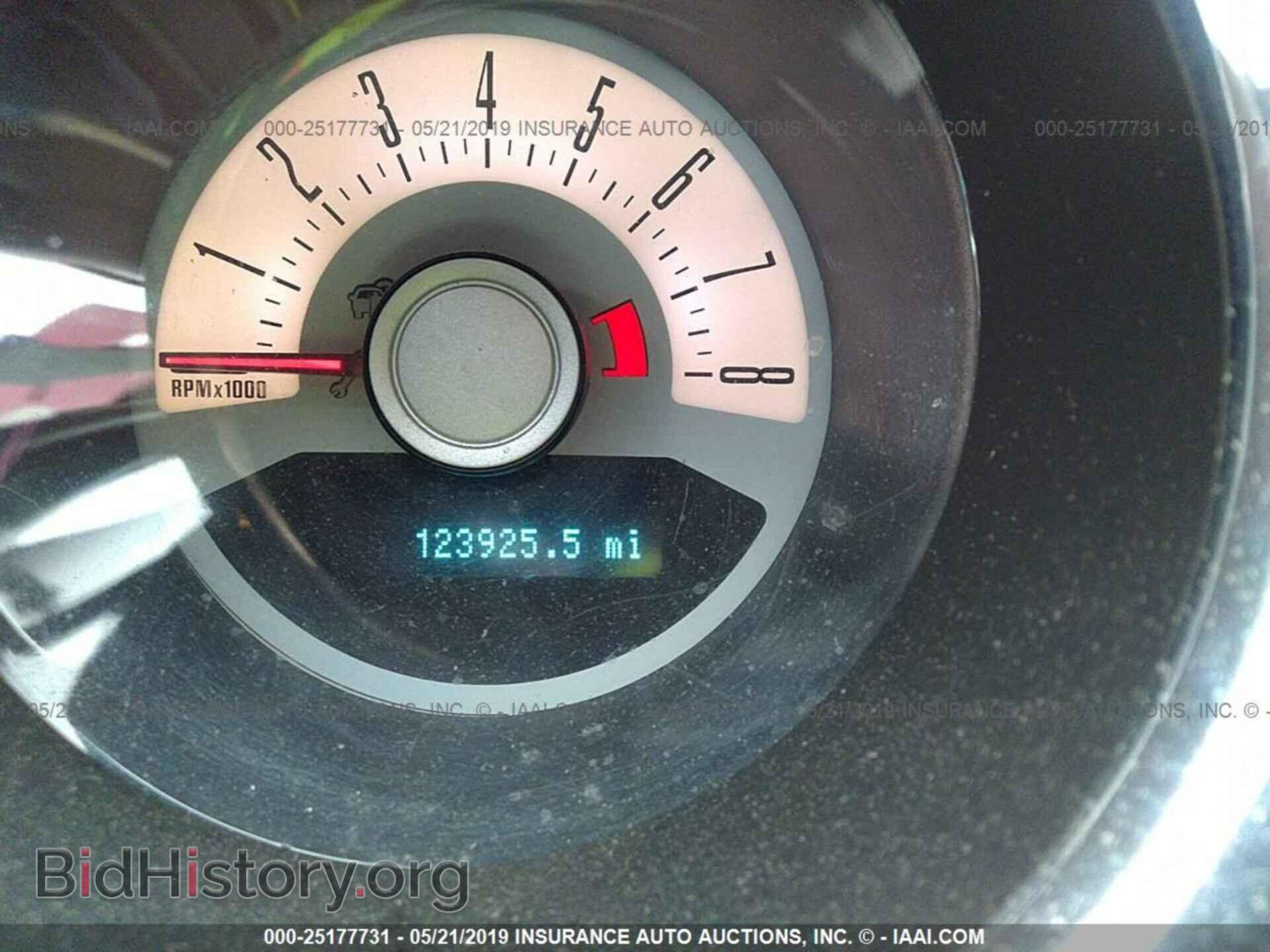 2011 FORD MUSTANG - VIN: 1ZVBP8CF4B5100723 - Фото 7