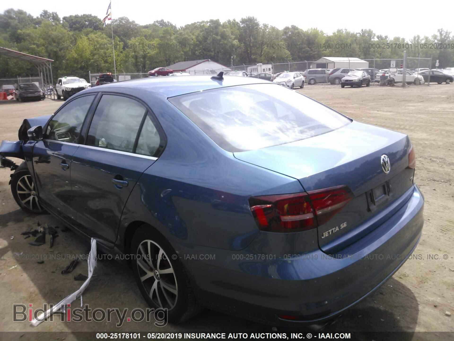 2017 VOLKSWAGEN JETTA - VIN: 3VWDB7AJ2HM345712 - Фото 3