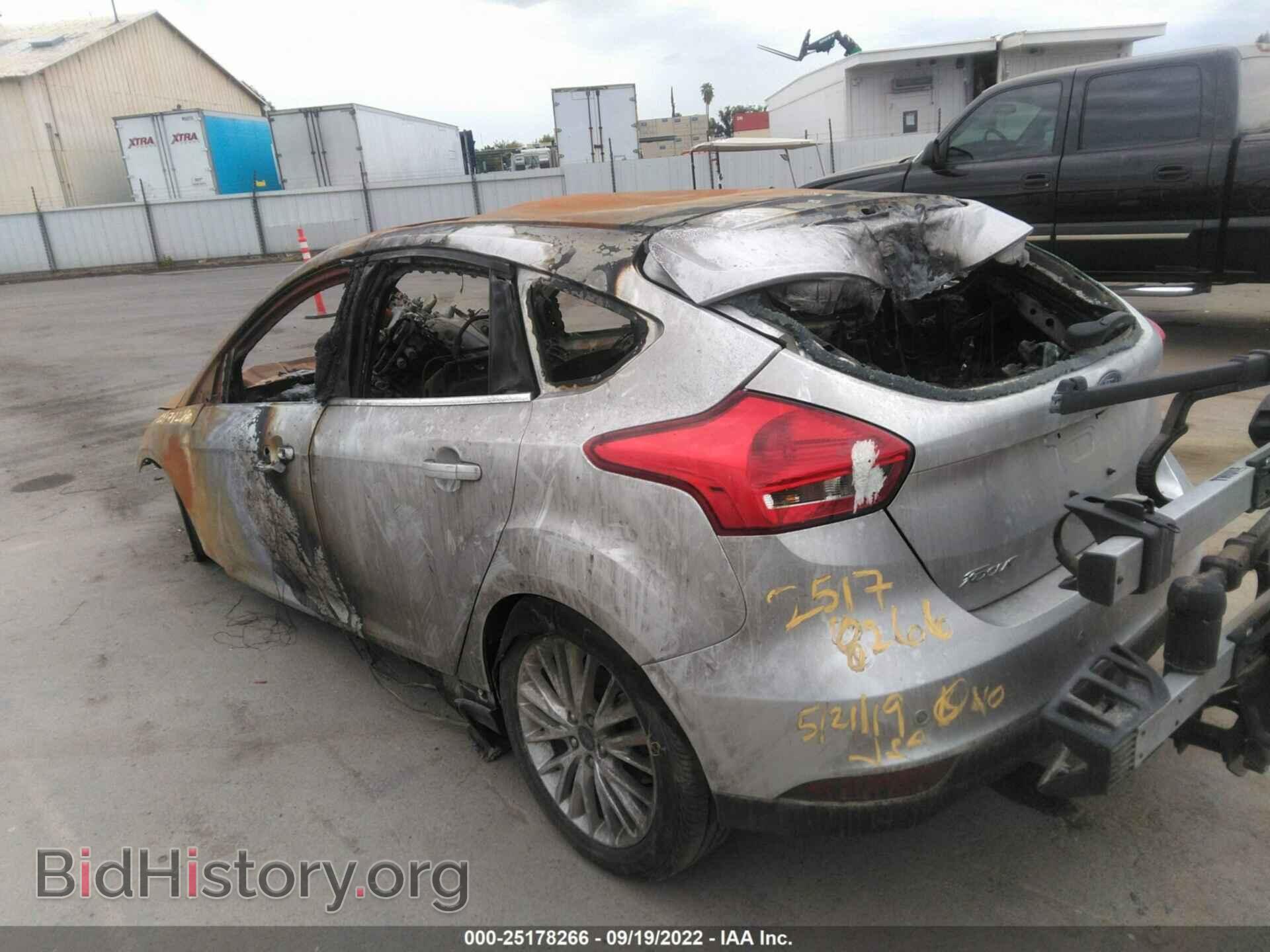 2017 FORD FOCUS - VIN: 1FADP3N25HL320603 - Фото 3