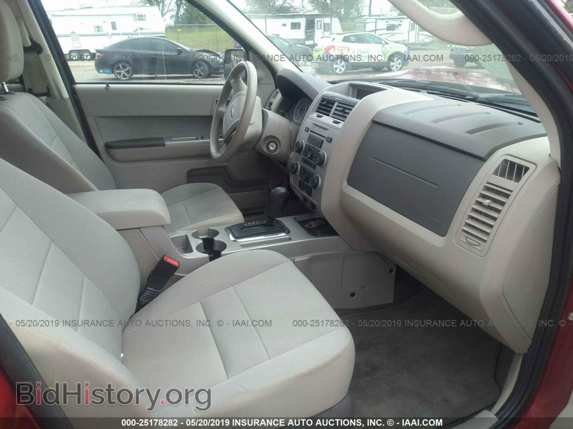 2011 FORD ESCAPE - VIN: 1FMCU9DG3BKA66767 - Фото 5