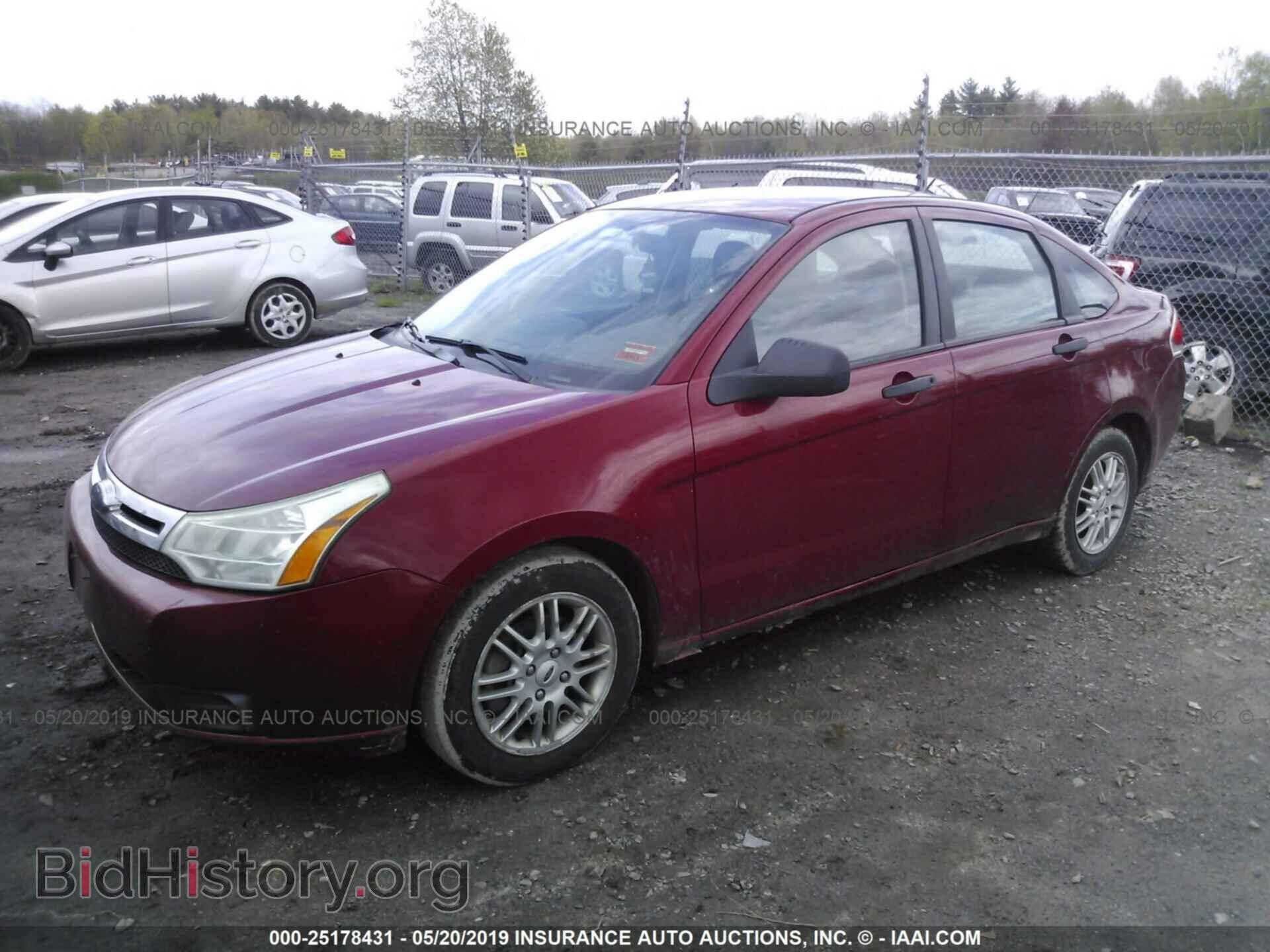 2009 FORD FOCUS - VIN: 1FAHP35N99W113935 - Фото 2