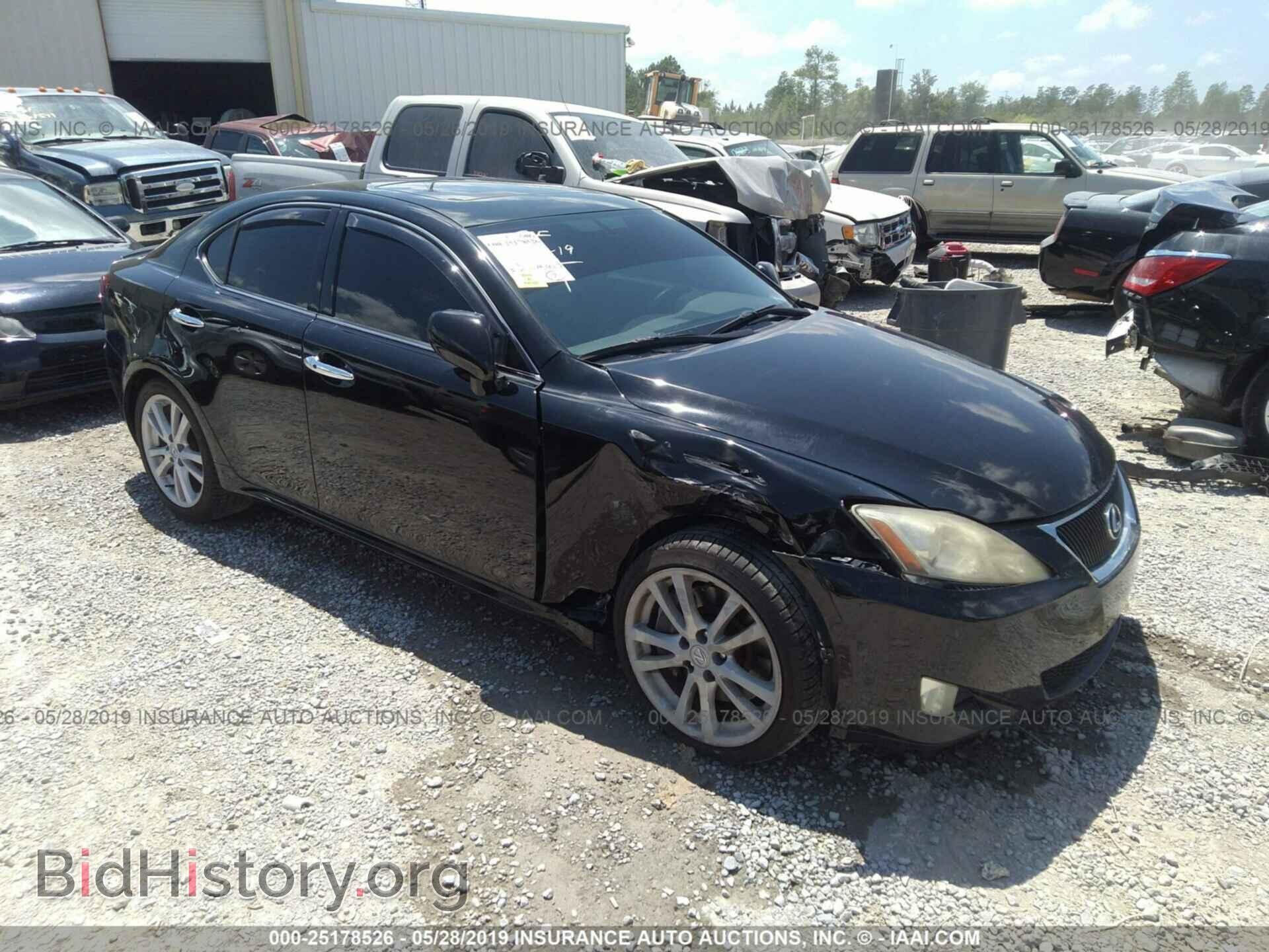 Photo JTHBE262962005529 - LEXUS IS 2006