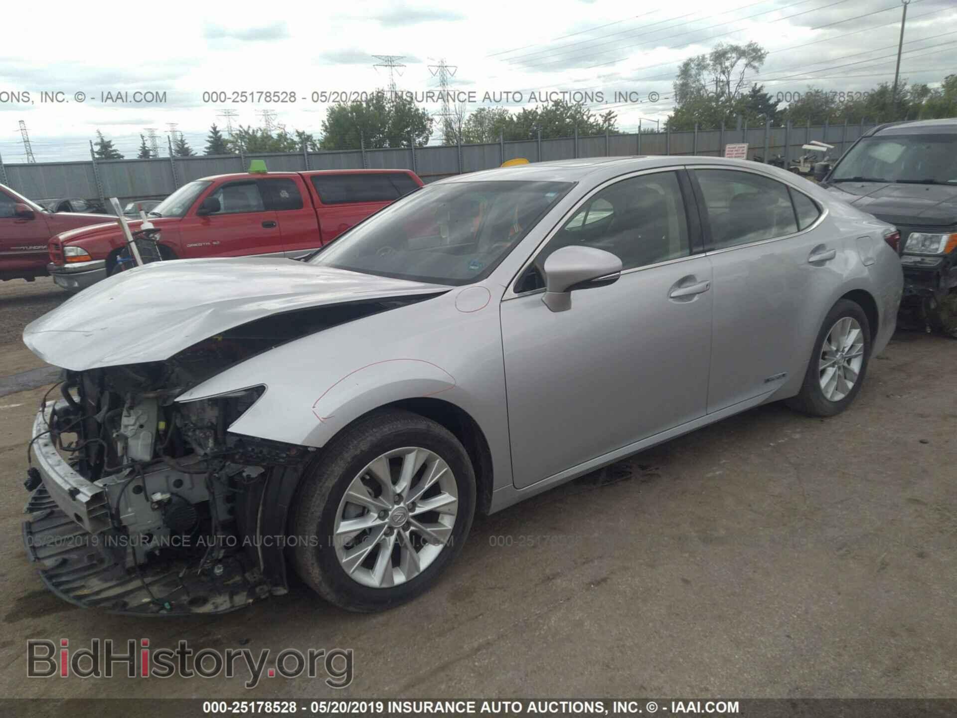 2013 LEXUS ES - VIN: JTHBW1GG6D2001243 - Photo 2
