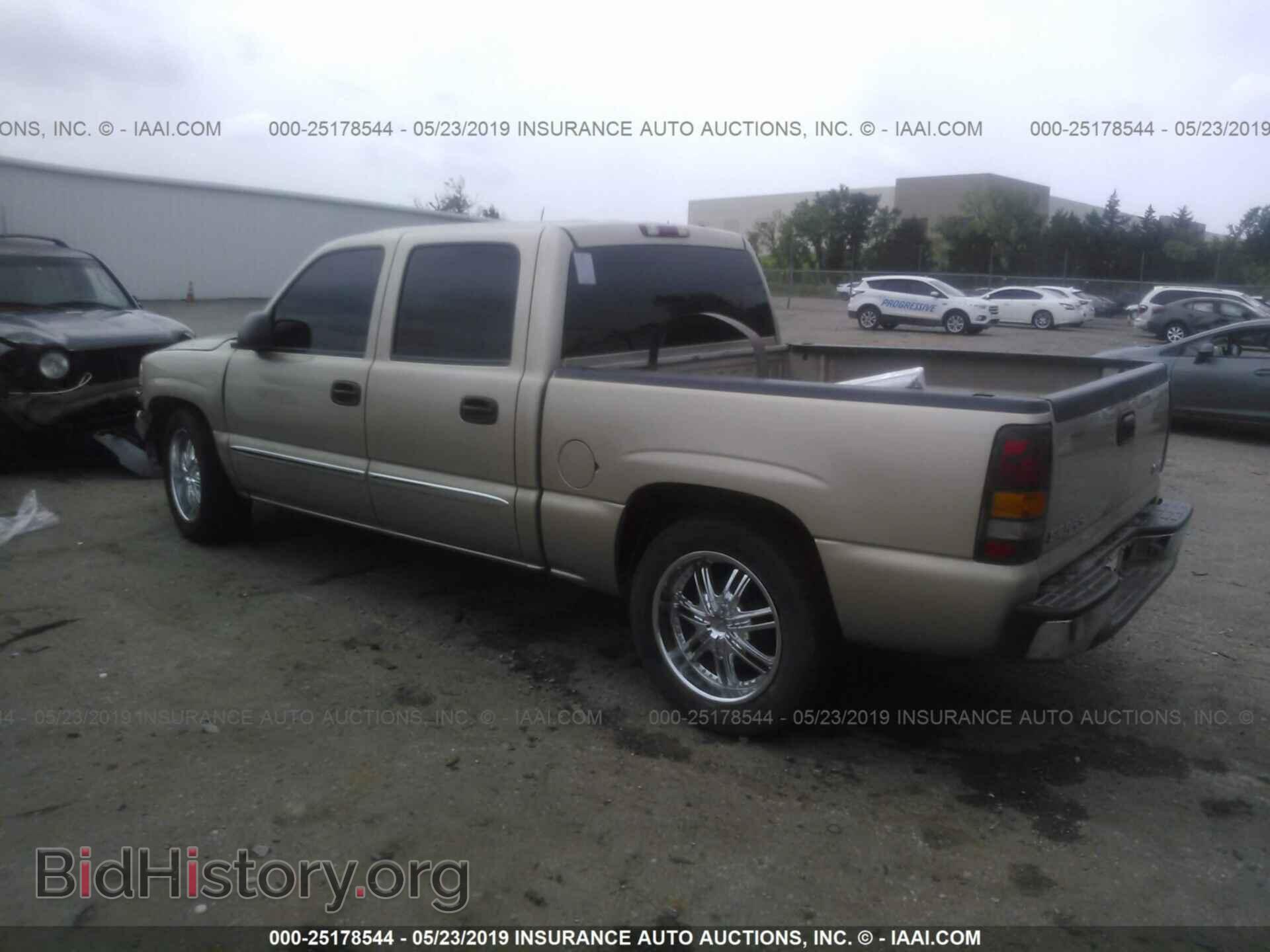 2007 GMC NEW SIERRA - VIN: 2GTEC13VX71152490 - Фото 3