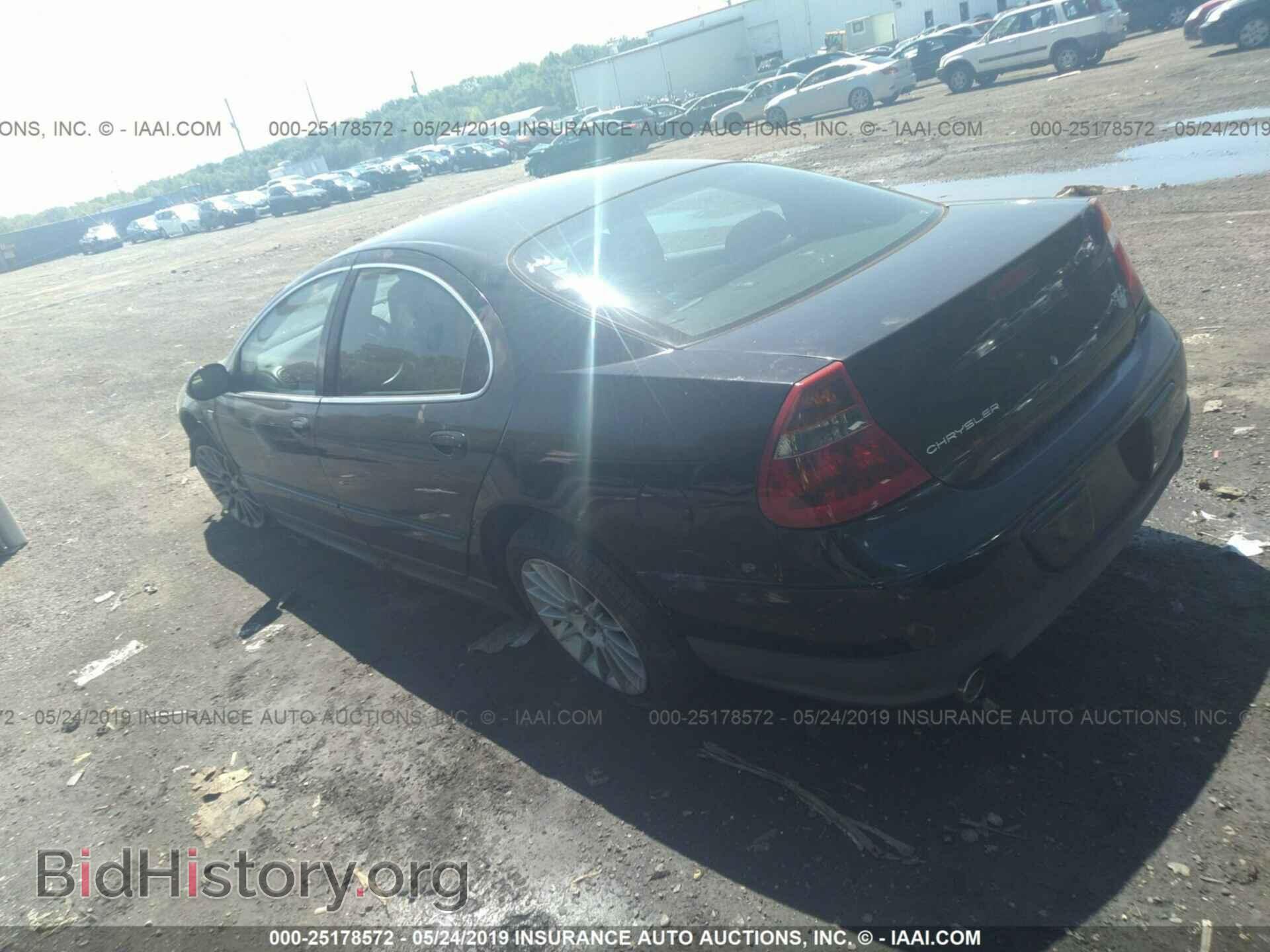 2002 CHRYSLER 300M - VIN: 2C3AE76K92H260567 - Фото 3