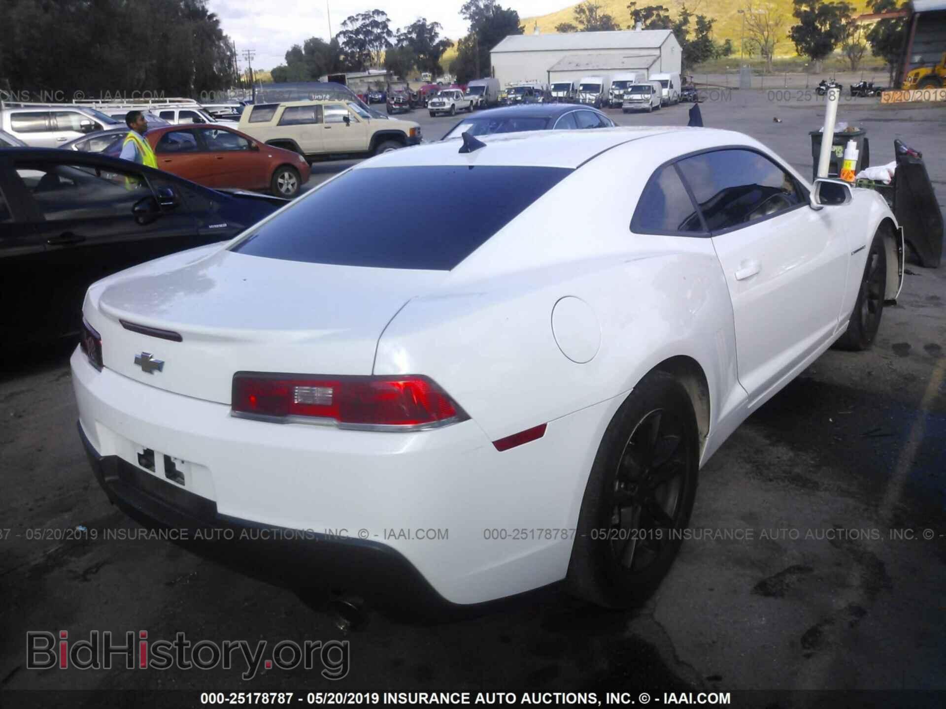 2015 Chevrolet Camaro - VIN: 2G1FB1E30F9246437 - Фото 4