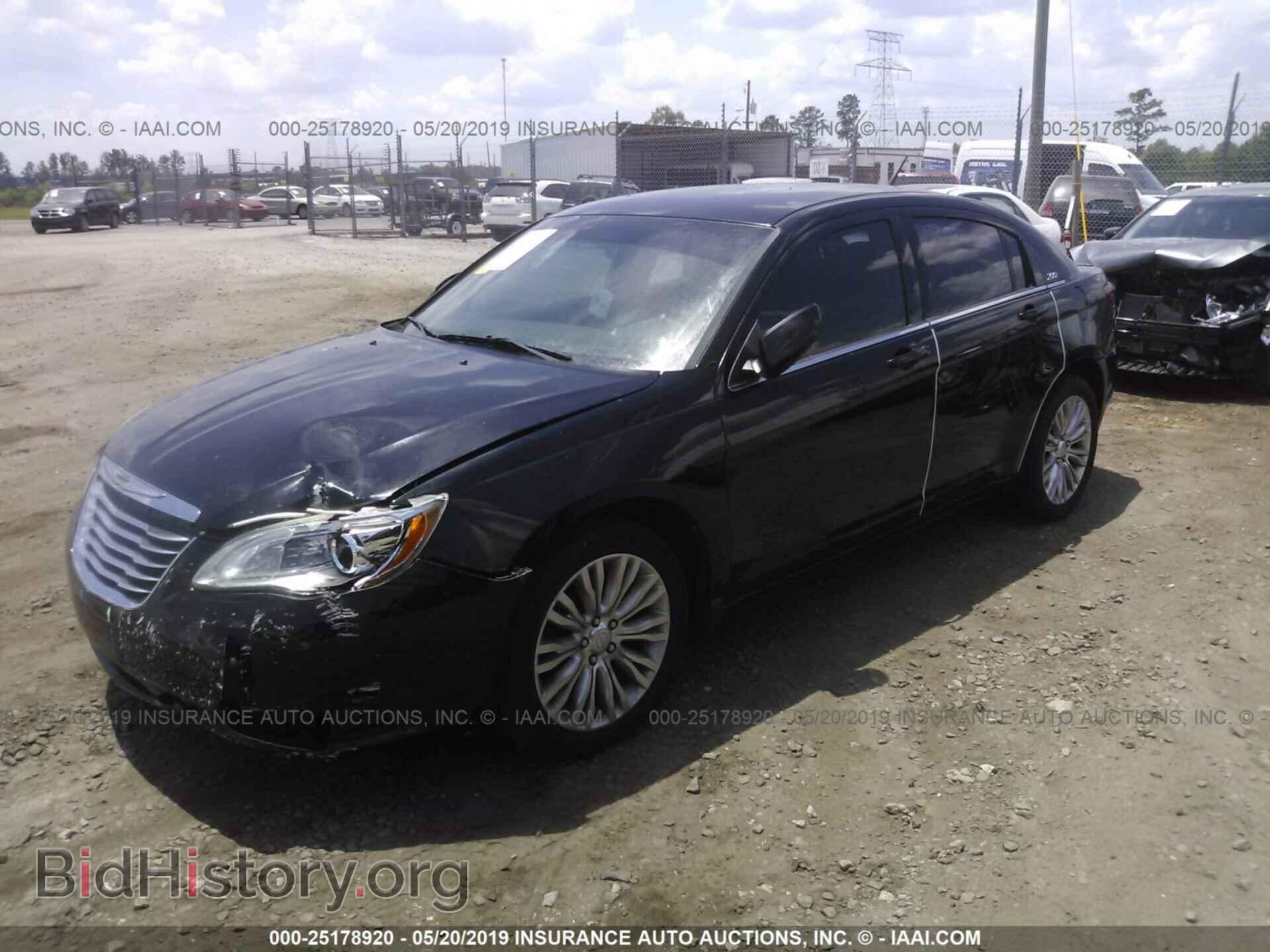 2012 CHRYSLER 200 - VIN: 1C3CCBAB4CN145487 - Фото 2