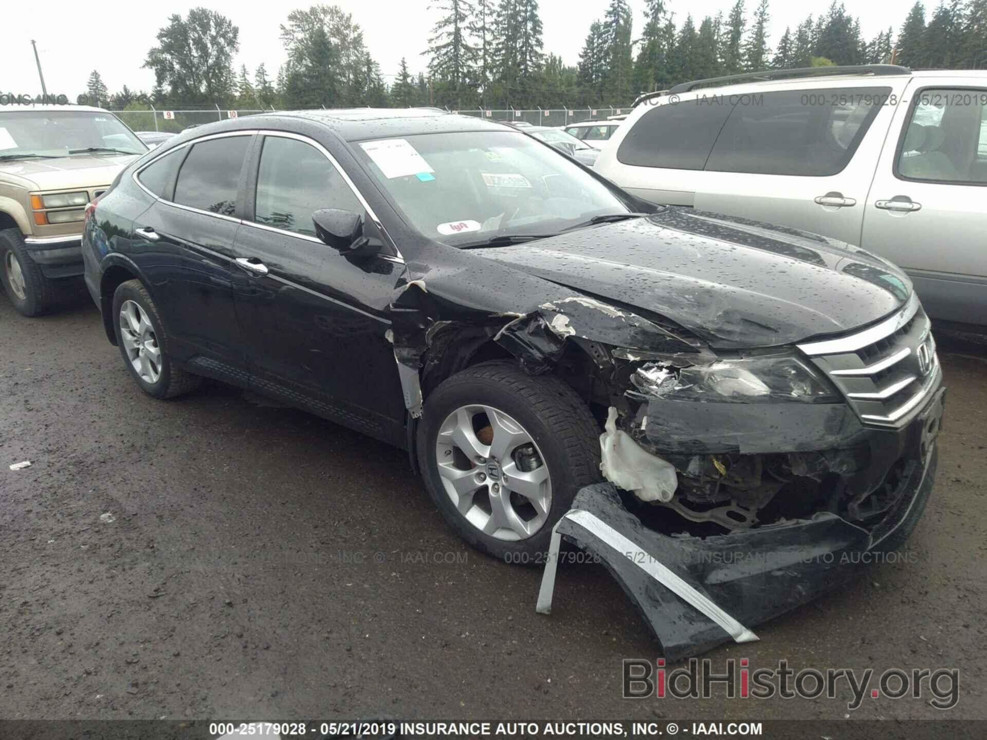 Photo 5J6TF2H52BL002951 - HONDA ACCORD CROSSTOUR 2011