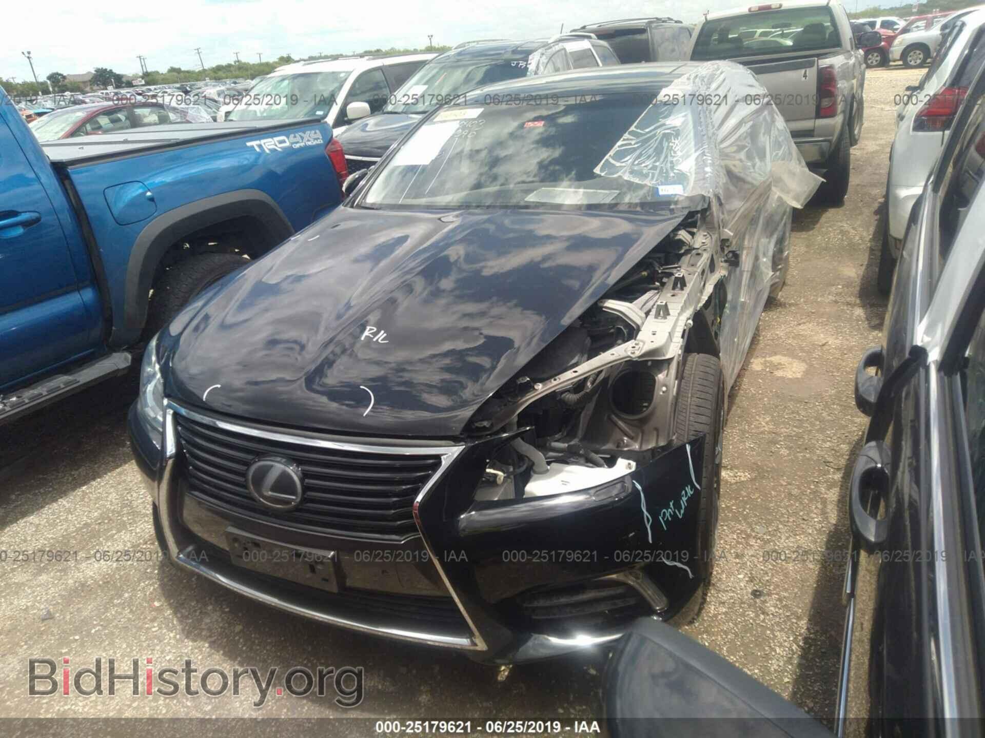 2014 LEXUS LS - VIN: JTHDL5EF9E5006200 - Photo 2