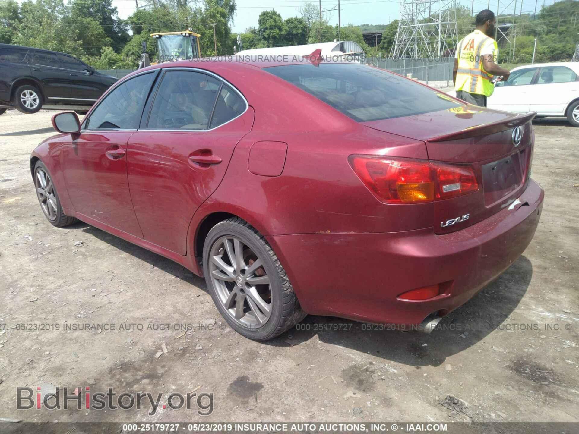 2008 LEXUS IS - VIN: JTHBK262X85076149 - Photo 3