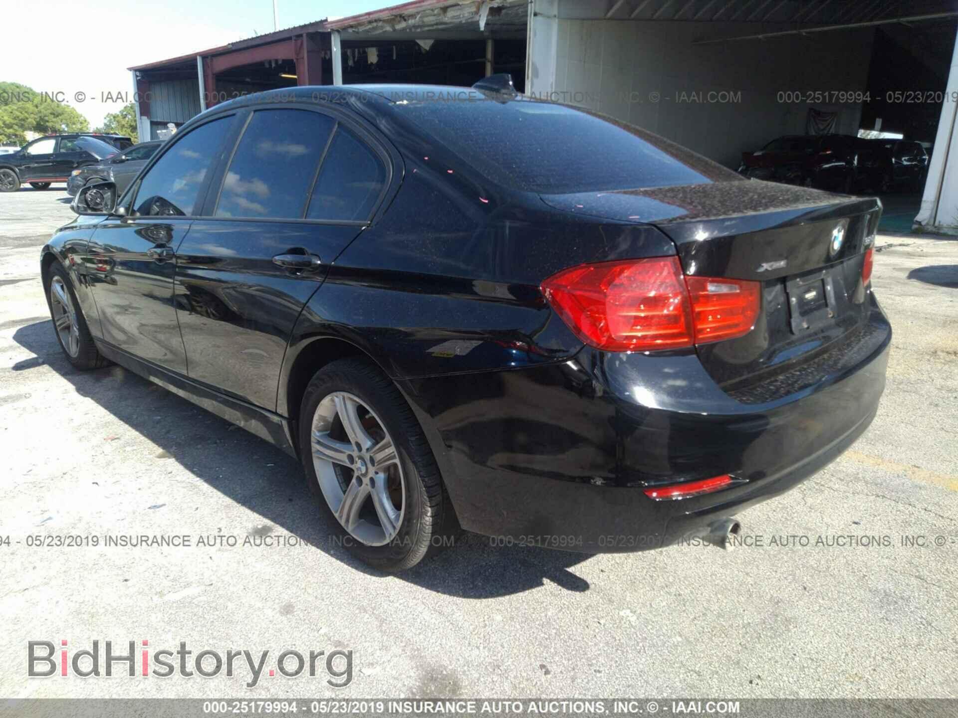 2015 BMW 320 - VIN: WBA3C3C58FK201703 - Фото 3