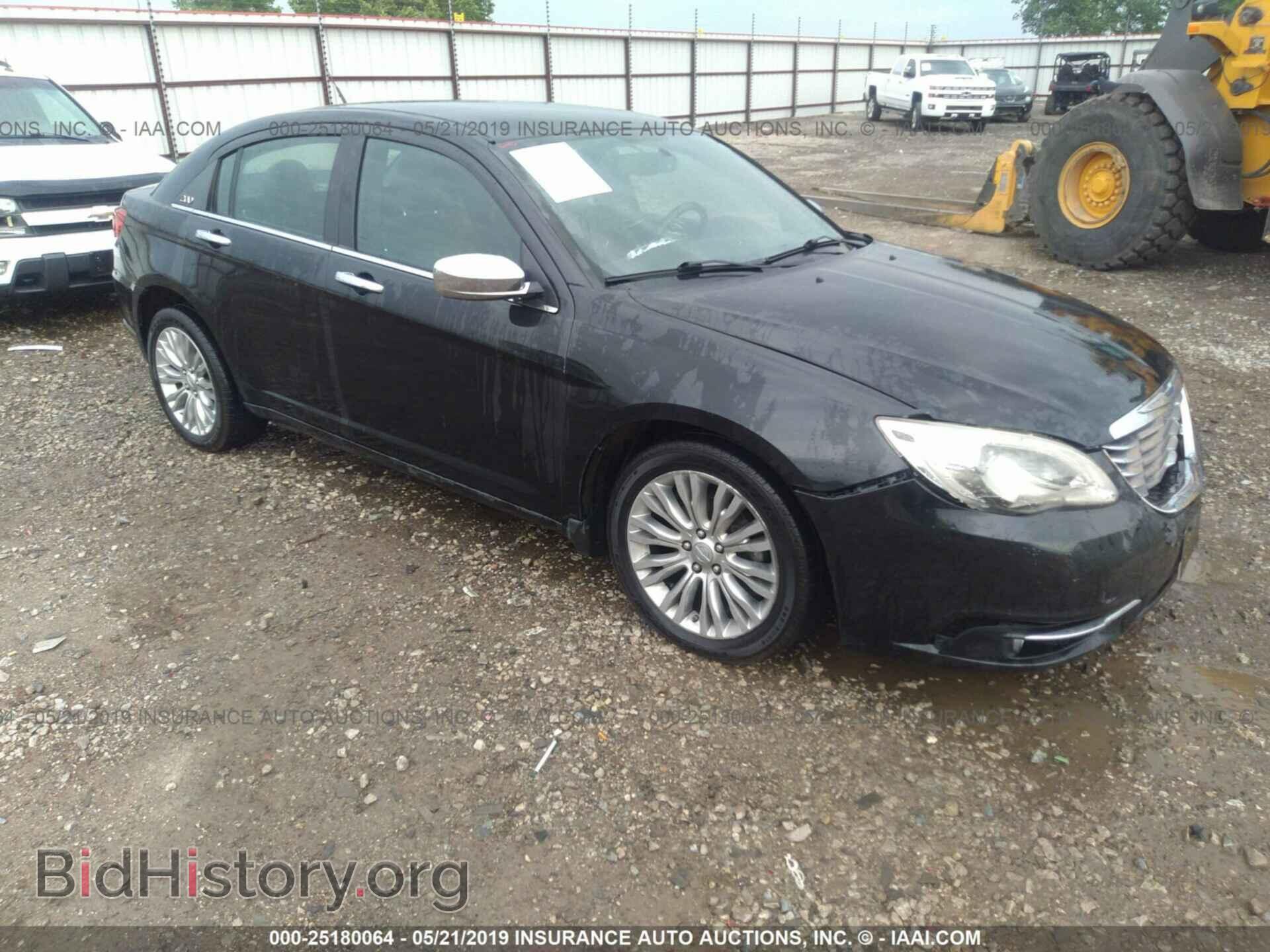 Фотография 1C3BC2FG8BN516133 - CHRYSLER 200 2011
