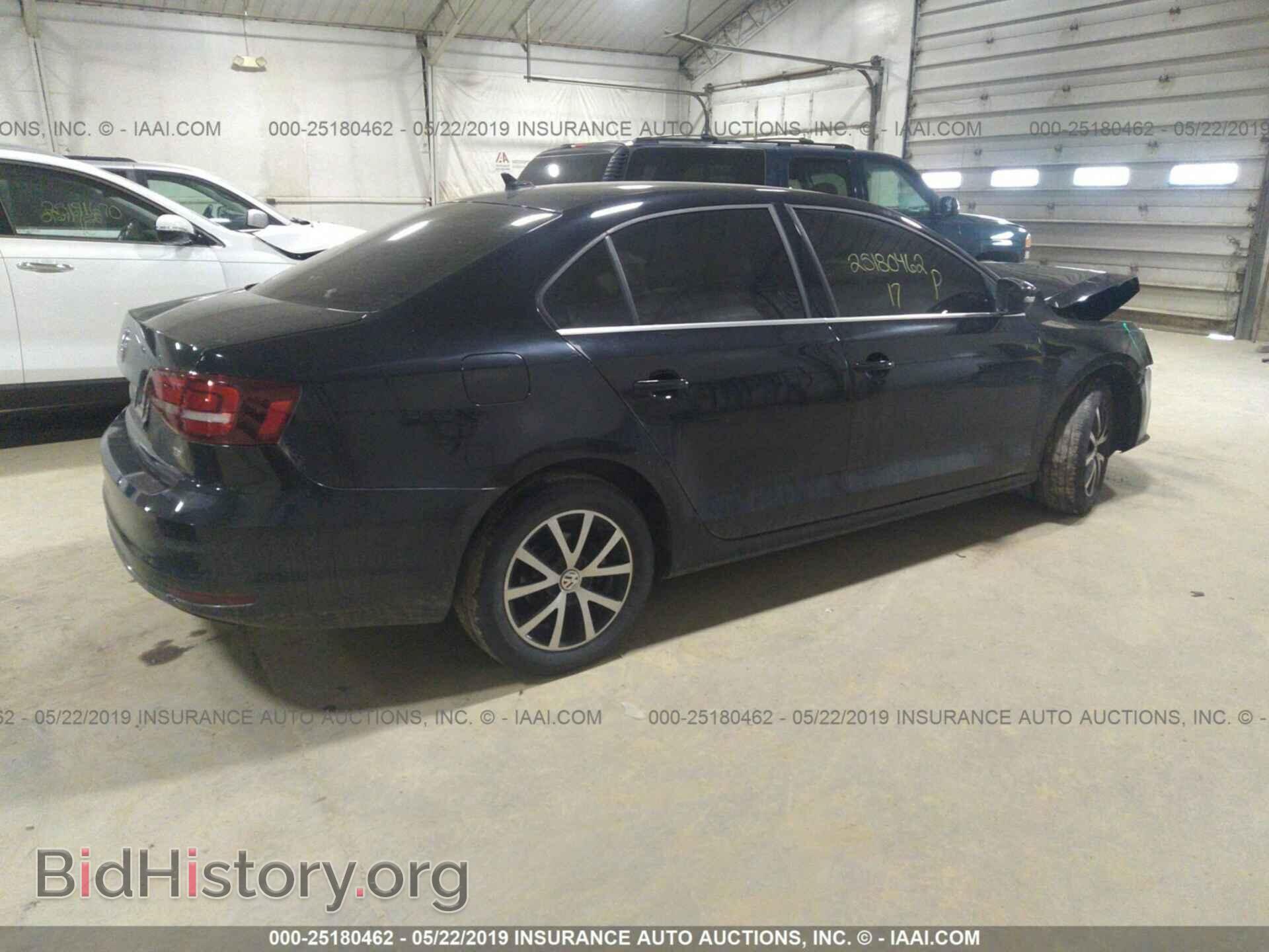 2017 VOLKSWAGEN JETTA - VIN: 3VWDB7AJ6HM401487 - Фото 4