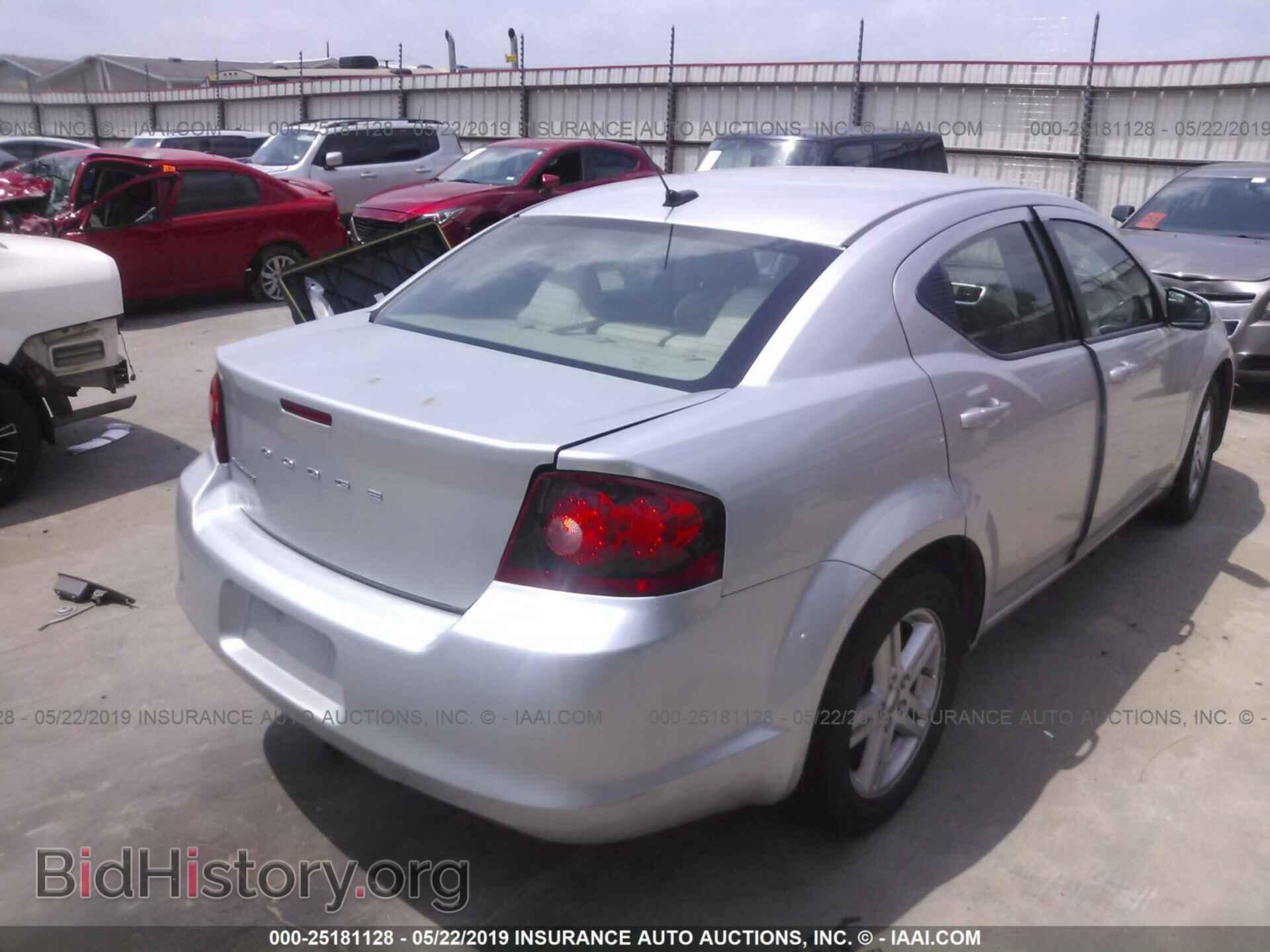 2011 DODGE AVENGER - VIN: 1B3BD1FB3BN502052 - Фото 4