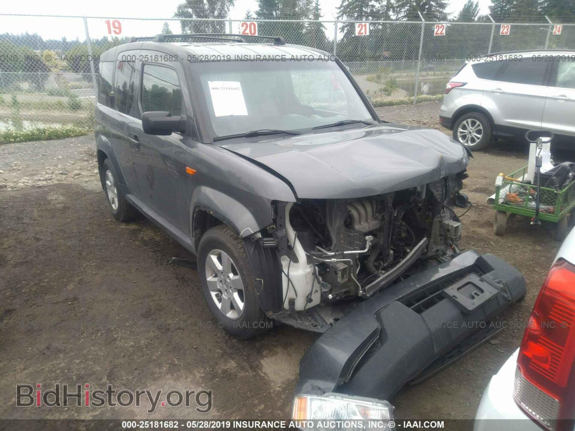 Photo 5J6YH2H74BL002239 - HONDA ELEMENT 2011