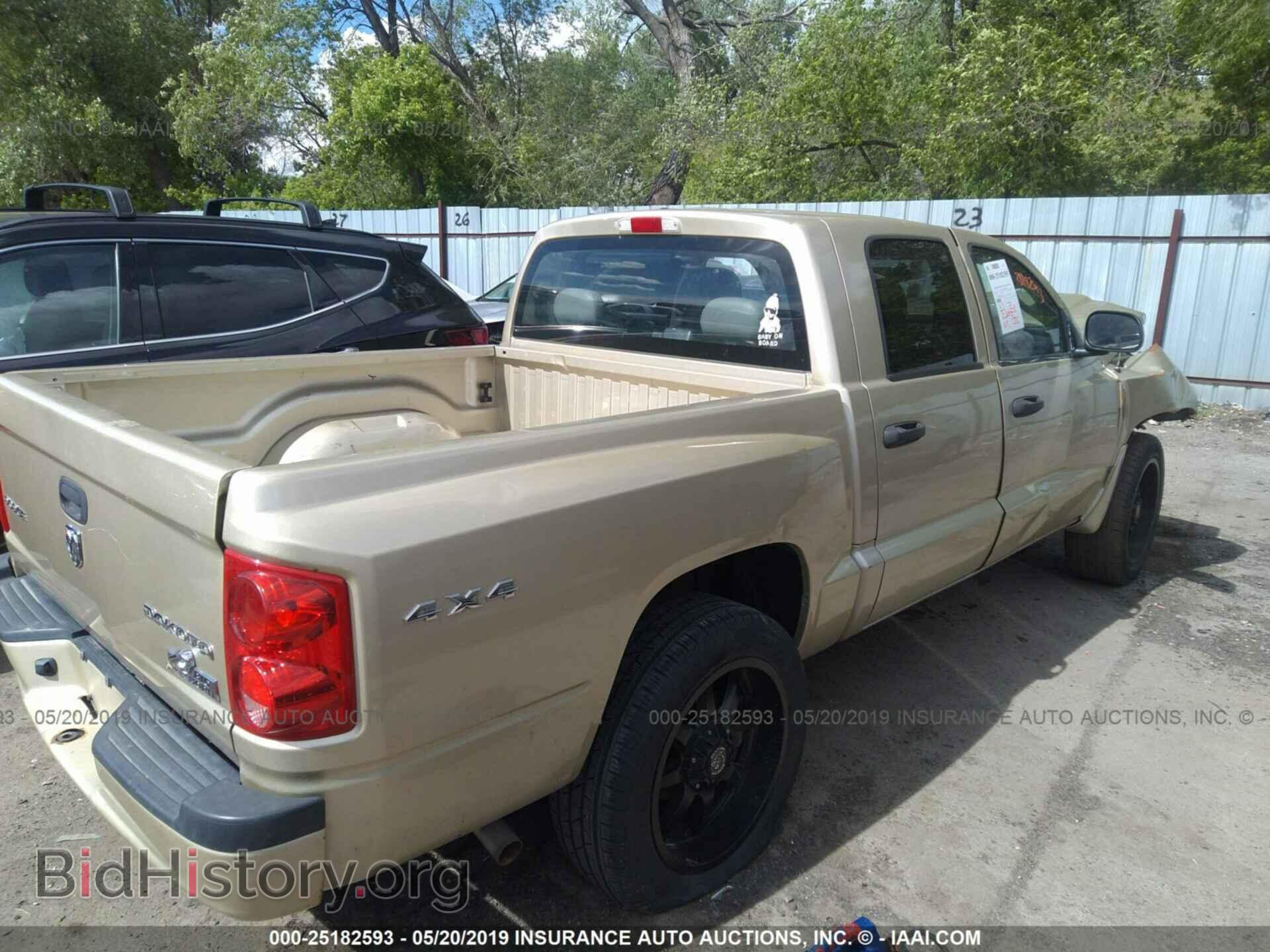 2011 DODGE DAKOTA - VIN: 1D7RW3GK0BS633805 - Фото 4