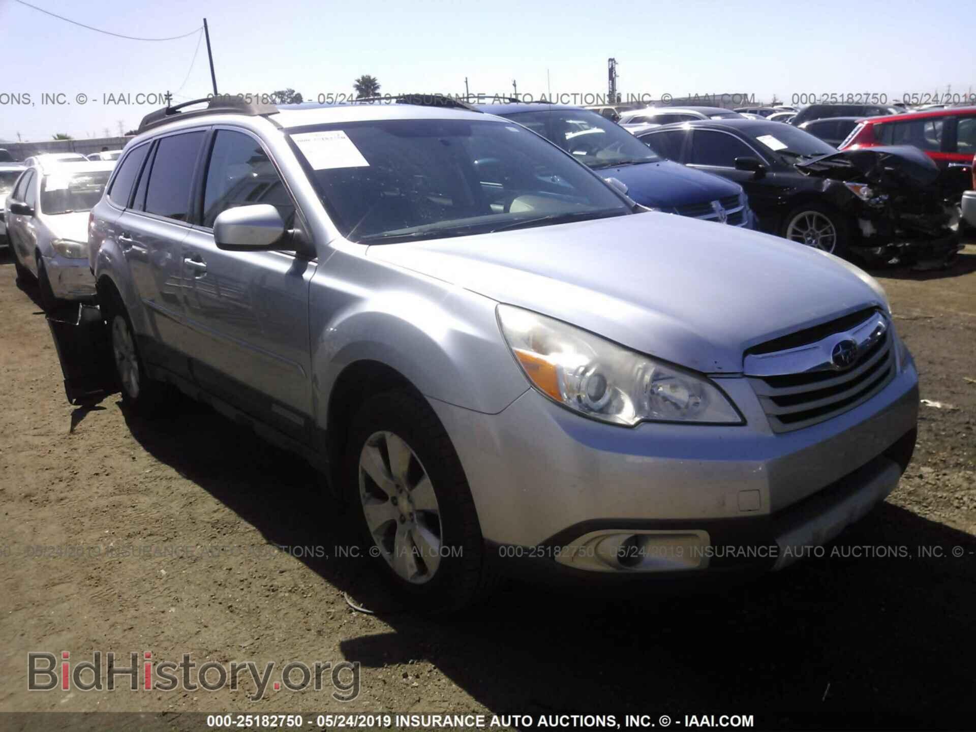 Фотография 4S4BRBGC4C3262354 - SUBARU OUTBACK 2012