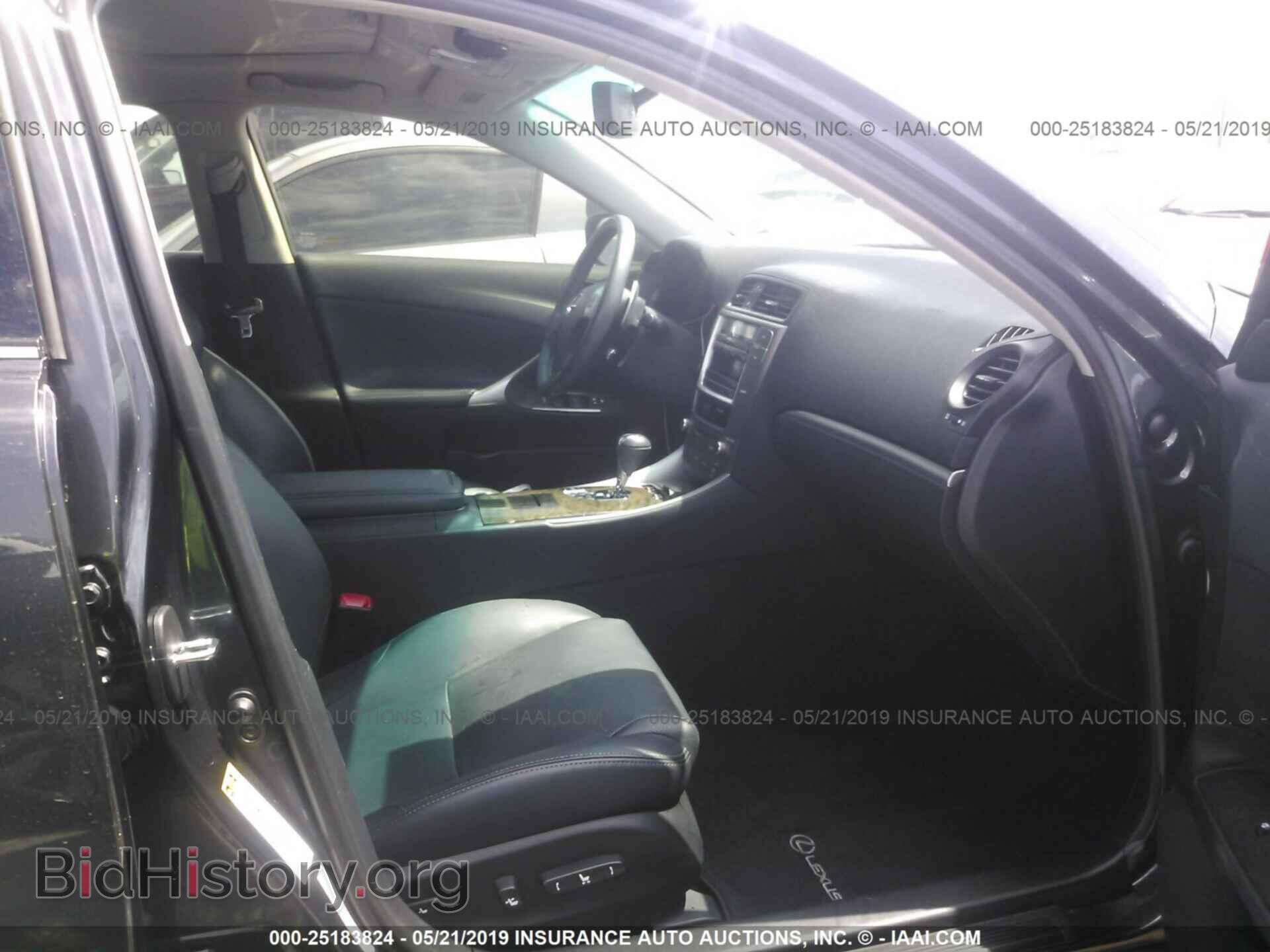 2011 LEXUS IS - VIN: JTHBF5C22B5138760 - Фото 5