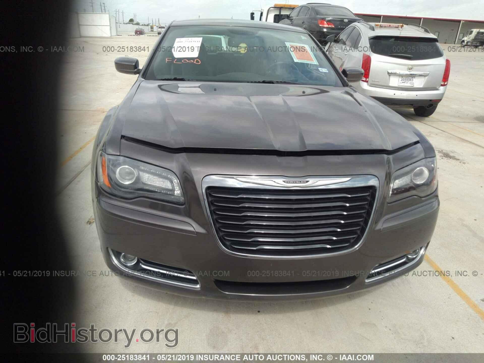 2014 CHRYSLER 300 - VIN: 2C3CCAGG2EH249498 - Фото 6