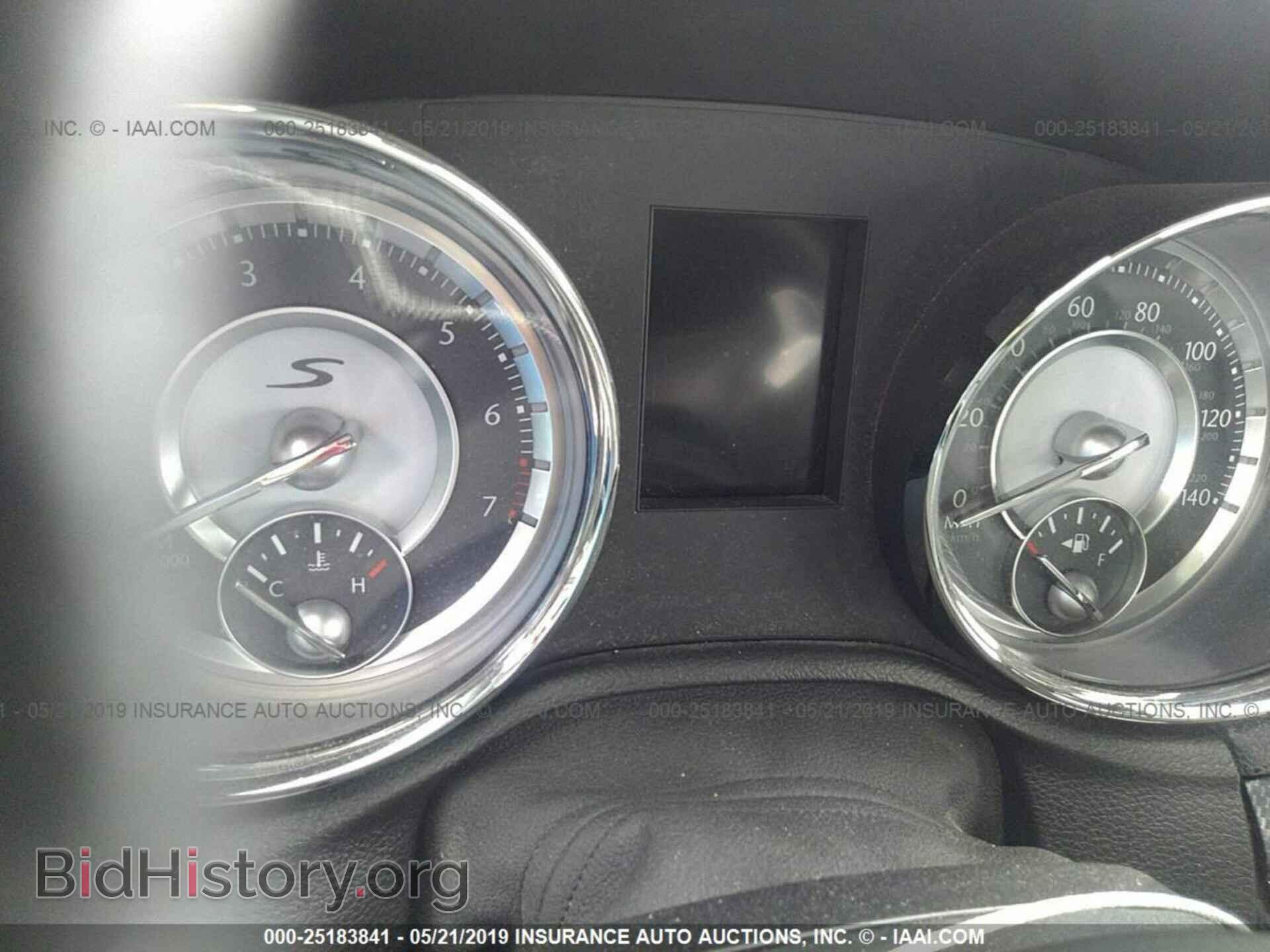 2014 CHRYSLER 300 - VIN: 2C3CCAGG2EH249498 - Фото 7