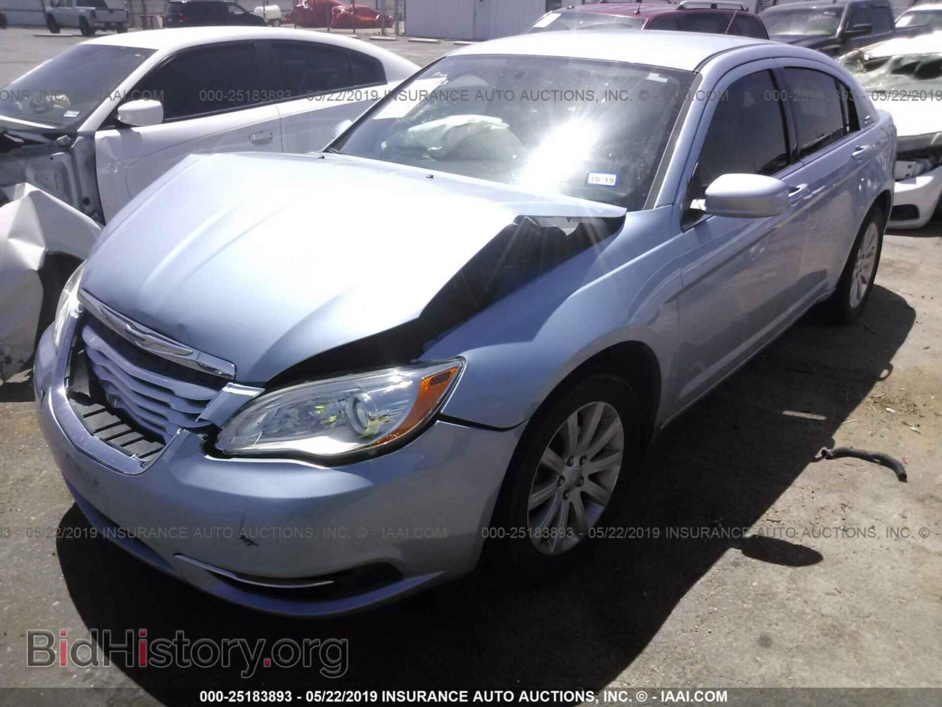 2013 CHRYSLER 200 - VIN: 1C3CCBBB8DN612118 - Photo 2