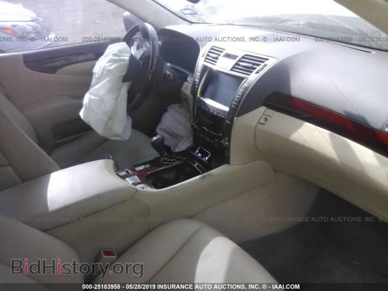 2008 Lexus LS (VIN JTHBL46F585061375) — фото 5 из 10