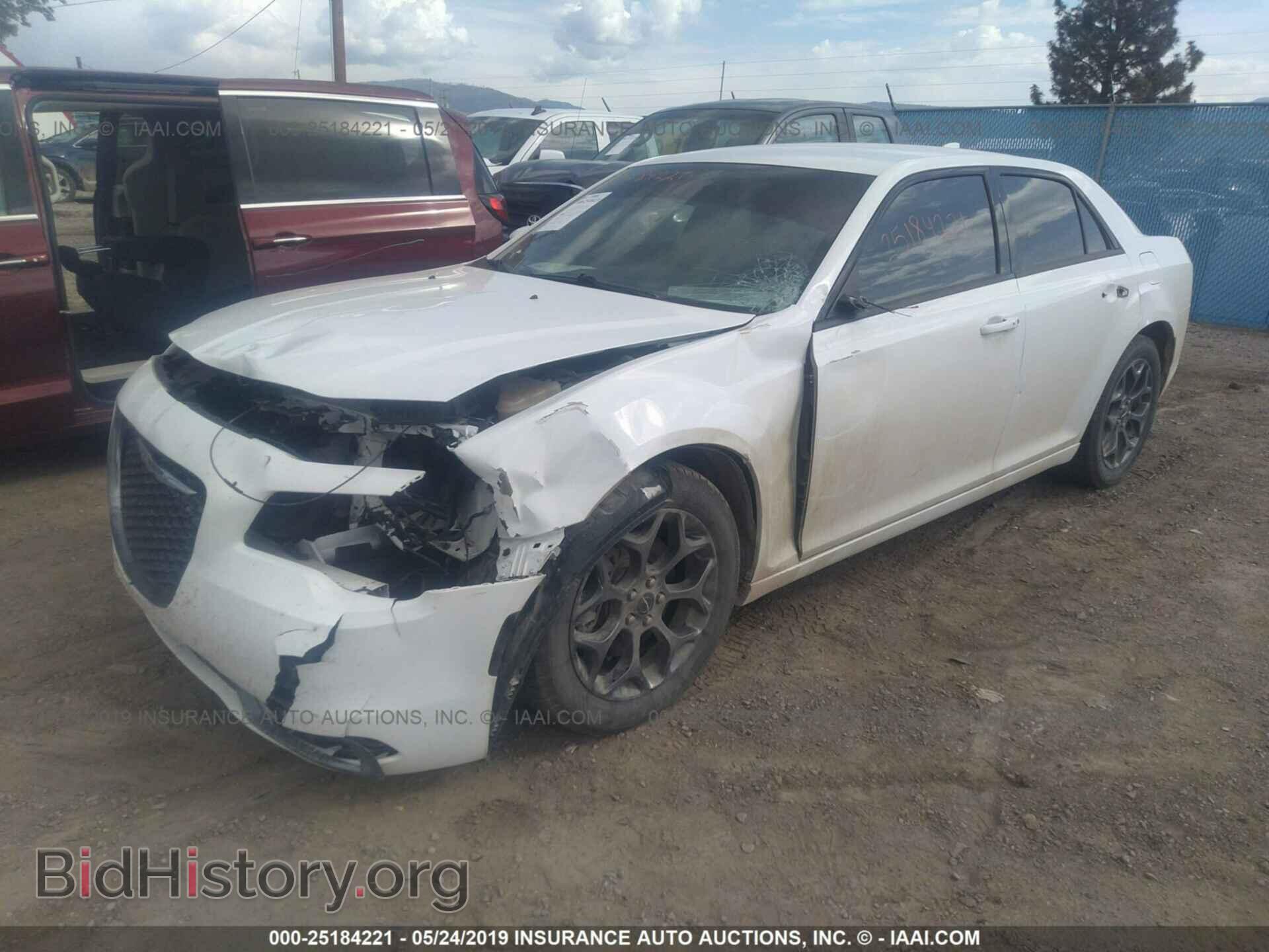 2017 CHRYSLER 300 - VIN: 2C3CCAGG1HH637729 - Фото 2