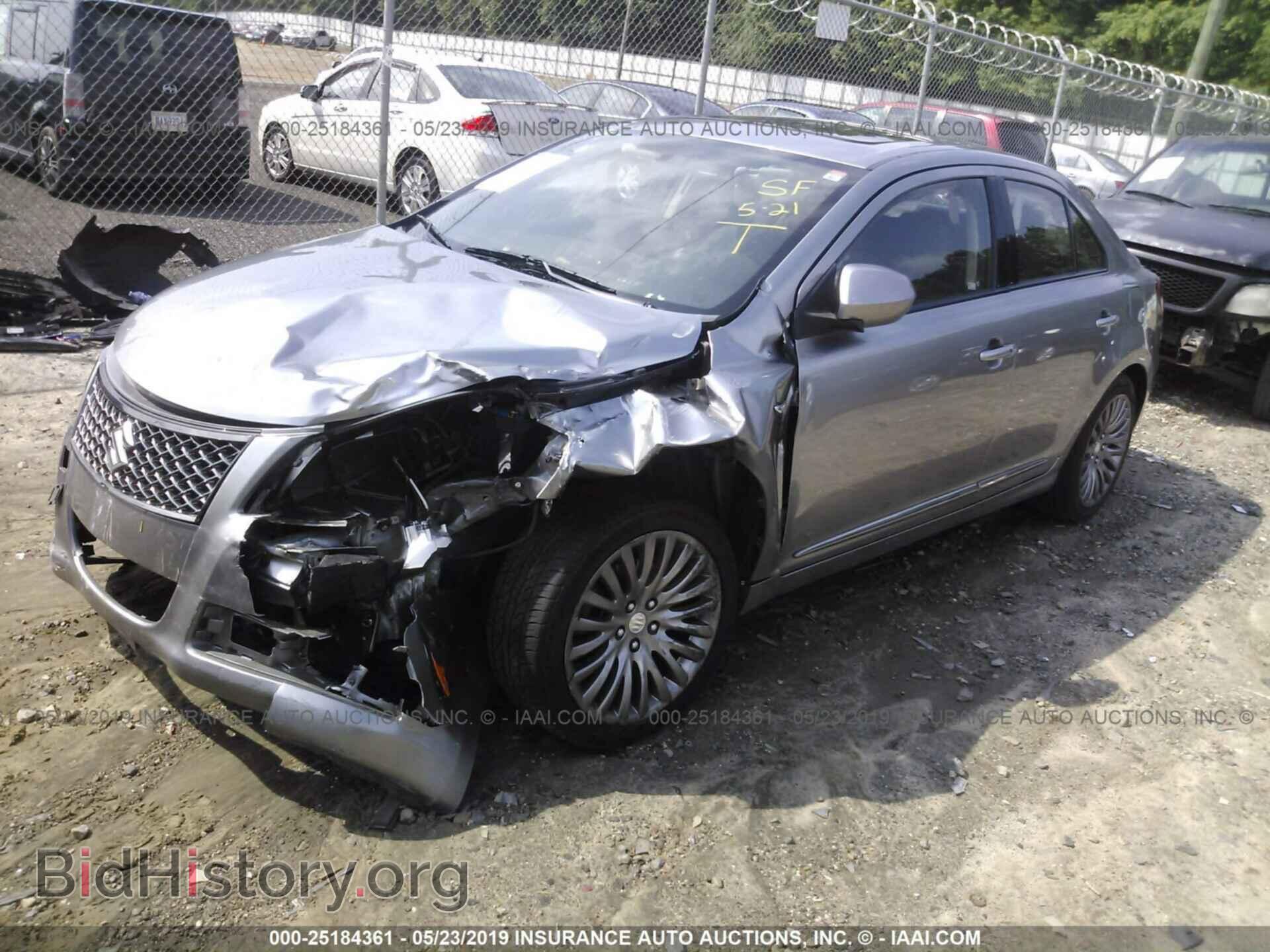 2010 SUZUKI KIZASHI - VIN: JS2RE9A53A6100461 - Фото 2