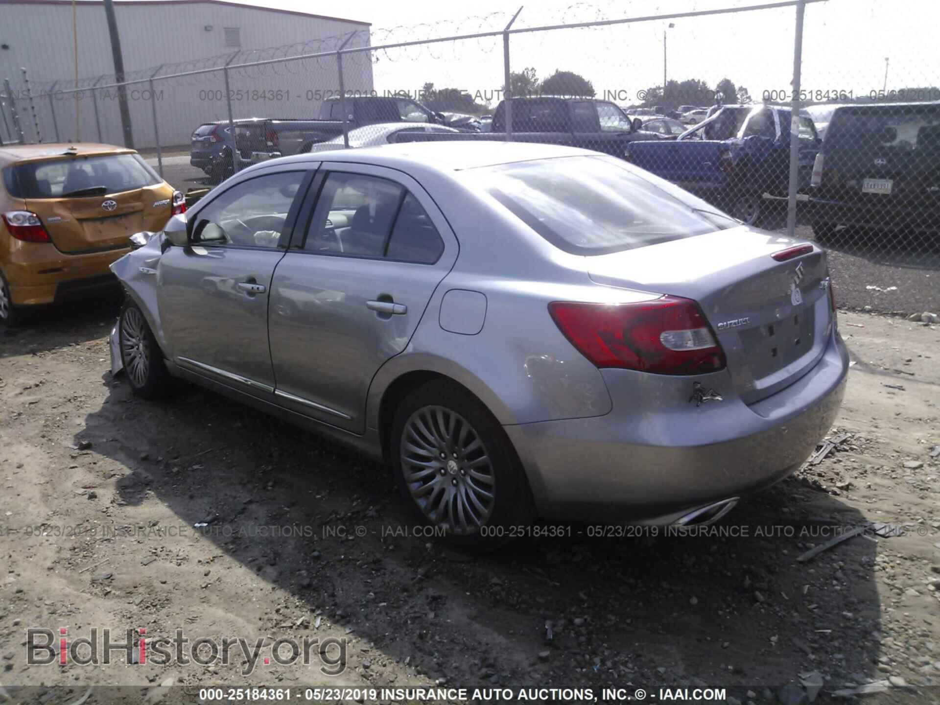 2010 SUZUKI KIZASHI - VIN: JS2RE9A53A6100461 - Фото 3