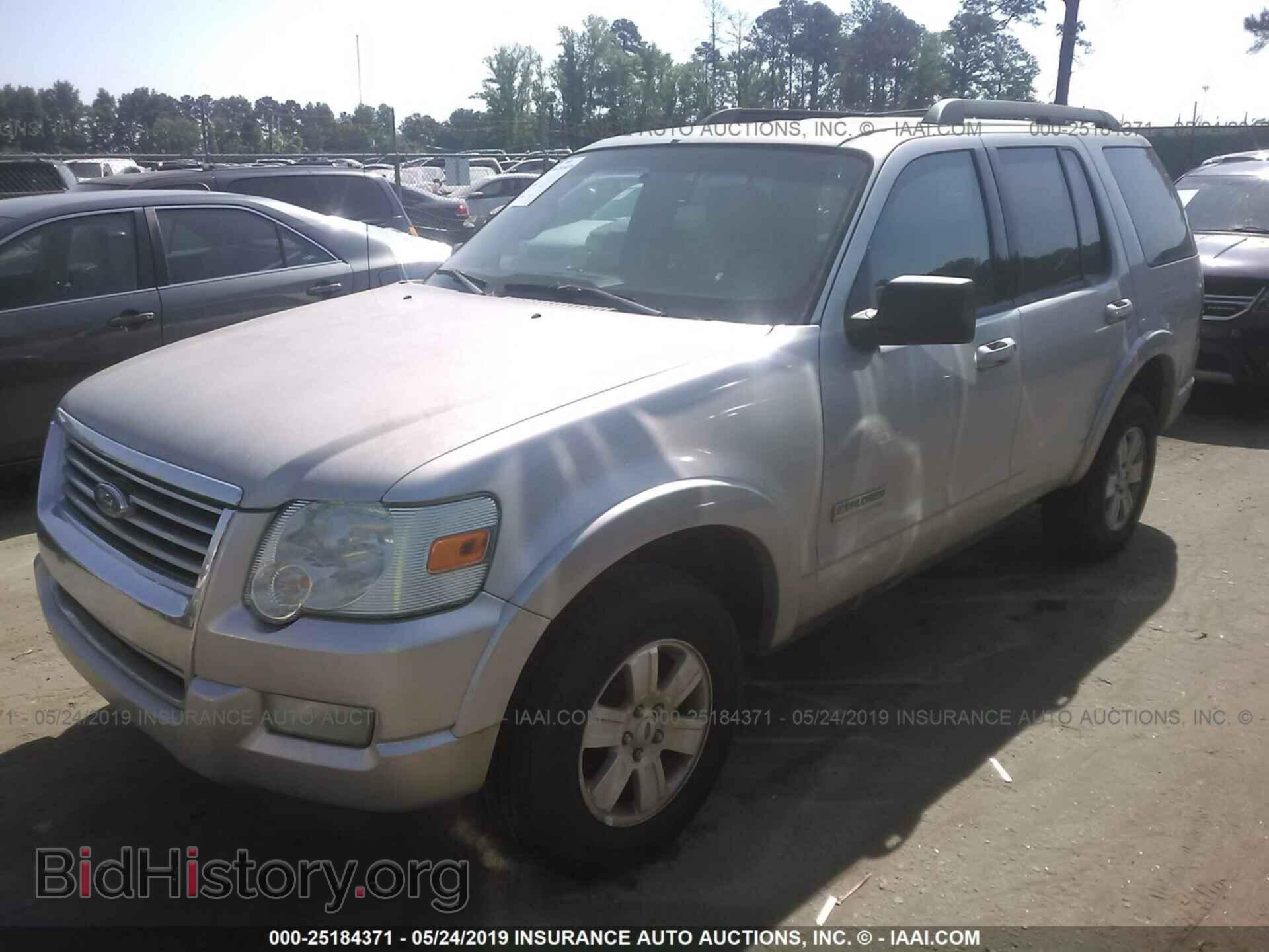 2008 FORD EXPLORER - VIN: 1FMEU63E18UA06913 - Фото 2